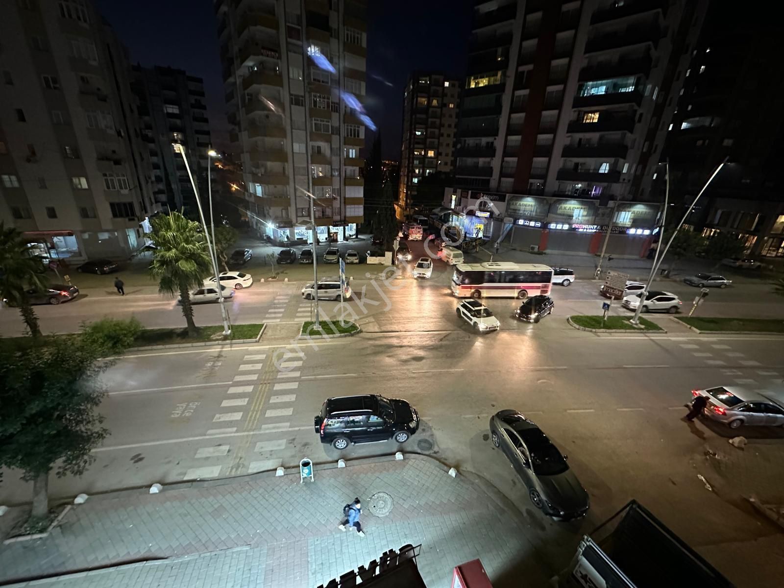 Turgut Özal Bulvarına Yakın 4+1+çb K.mutfak Kaçmaz - Görsel 19