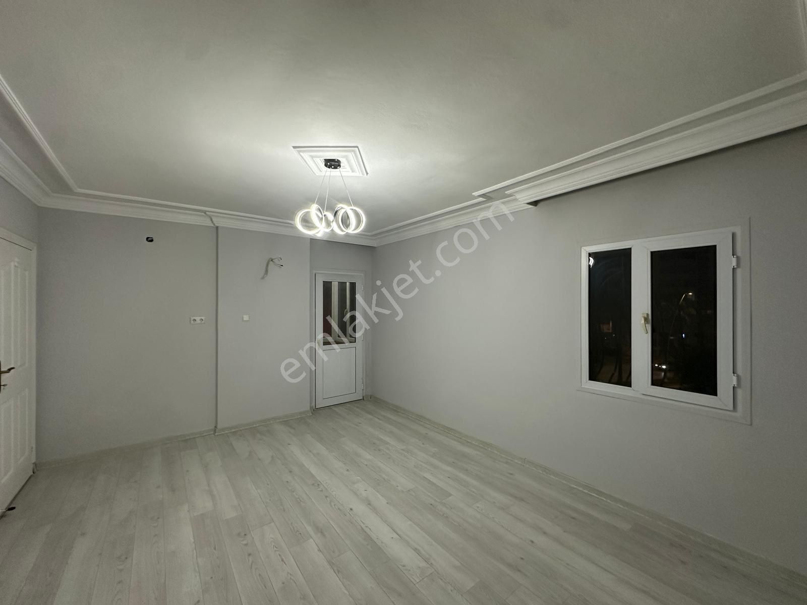 Turgut Özal Bulvarına Yakın 4+1+çb K.mutfak Kaçmaz - Görsel 14