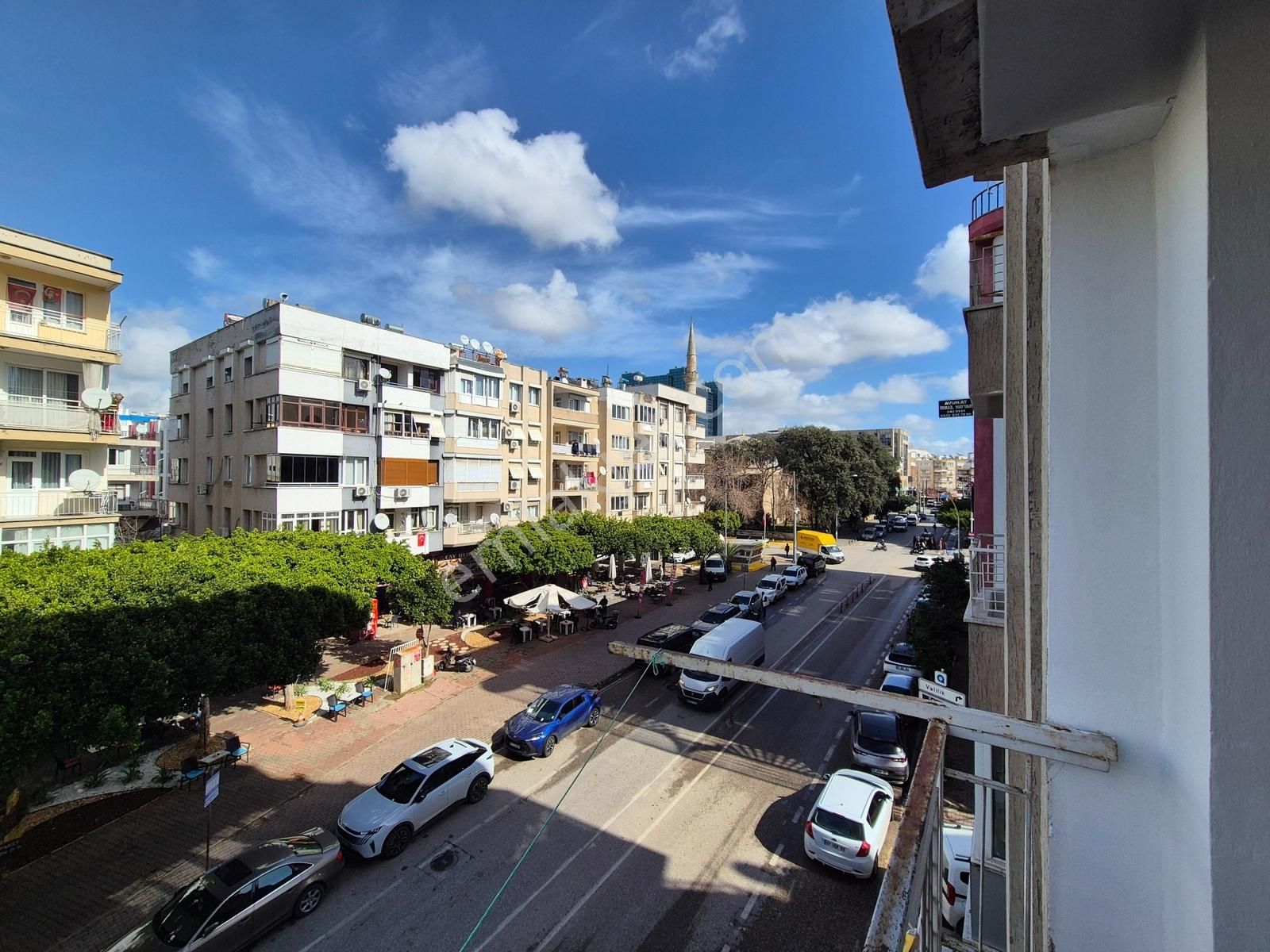 Kiracı Çıktı! Fırsat! Milli Egemenlik Caddesinde Satılık 3+1 - Görsel 22