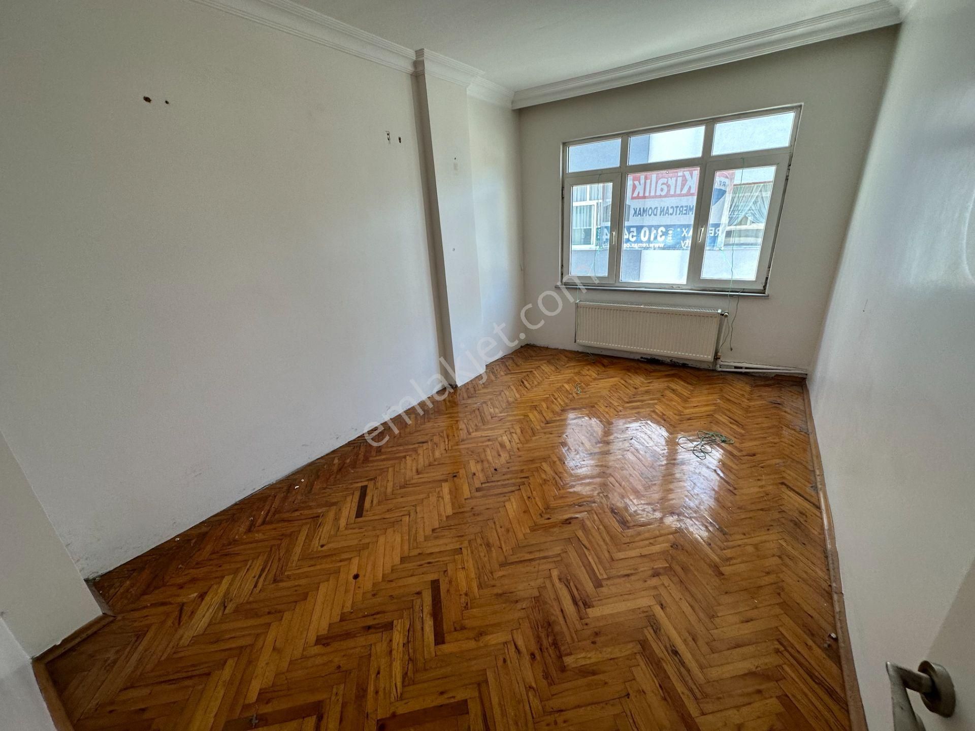 Remax Ümraniye Çarşı Öğrenciye Uygun Metro Dibinde Kiralık Daire - Görsel 19