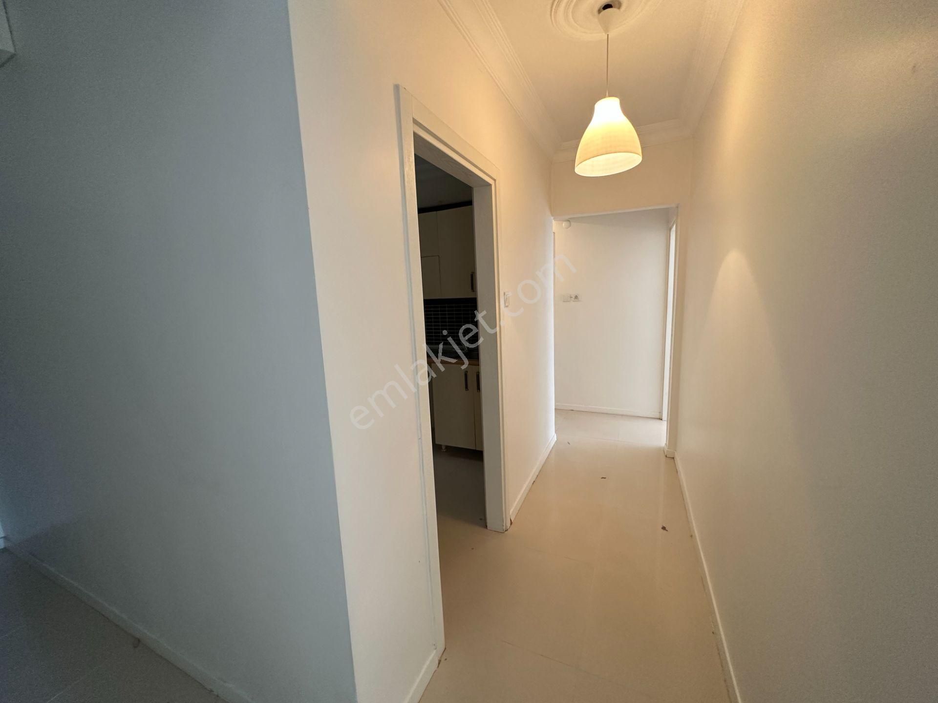 Remax Ümraniye Çarşı Öğrenciye Uygun Metro Dibinde Kiralık Daire - Görsel 8