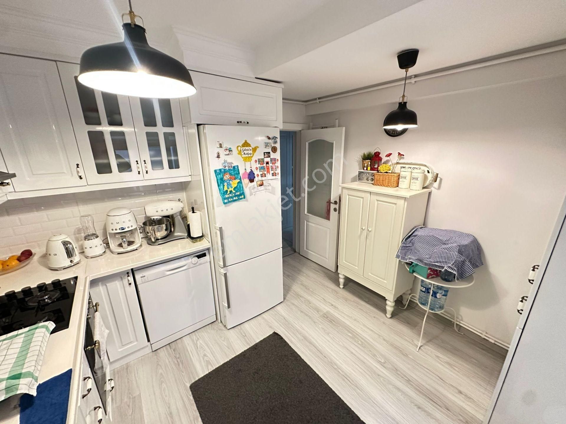 Danışment Göbek Yakını Orta Katta 3+1 Ön Güney Full Yapılı - Görsel 9
