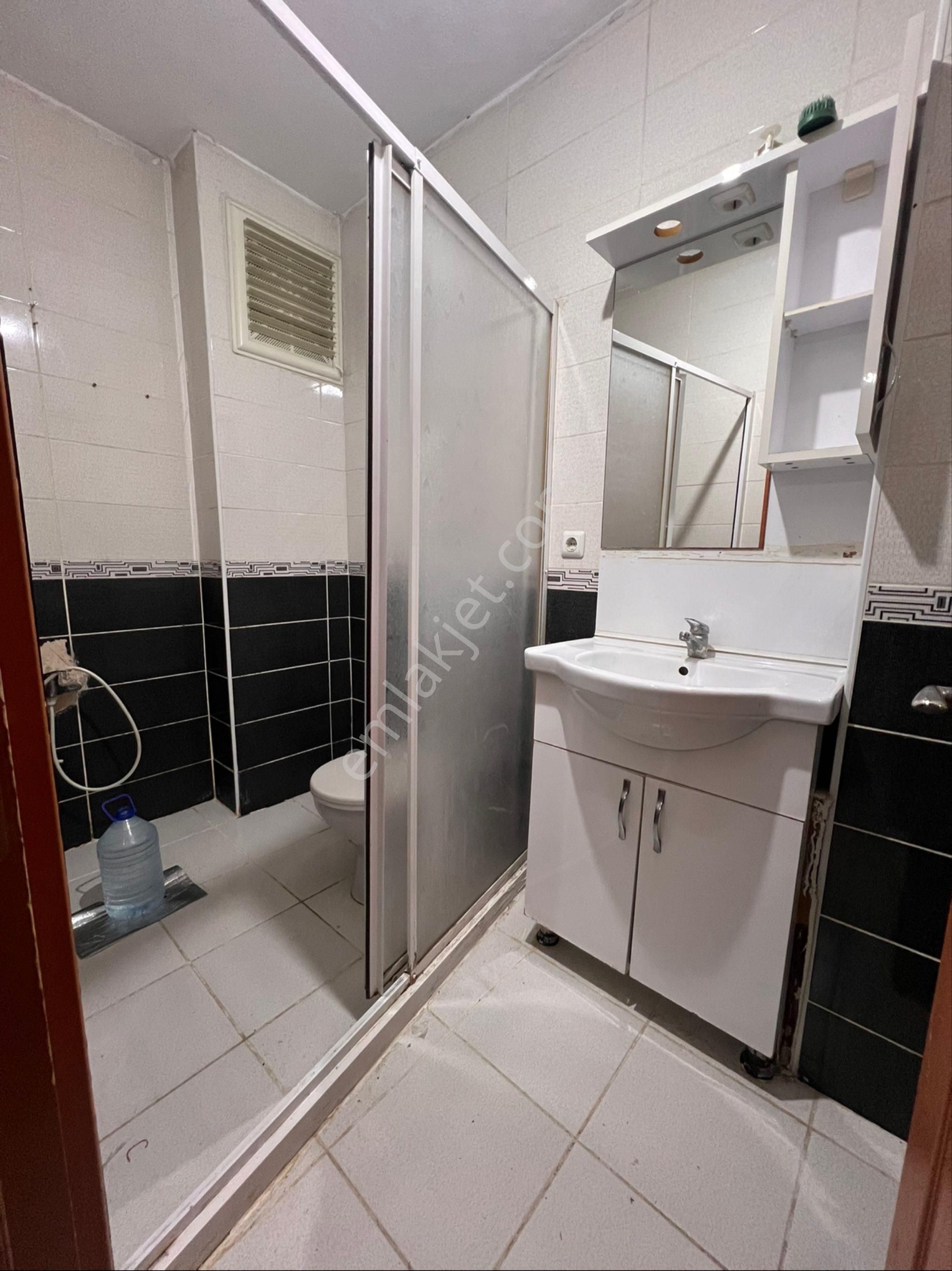 Tiyap'dan Yenibosna Zafer Mh. Satılık 1+1 Yüksek Giriş Daire - Görsel 13