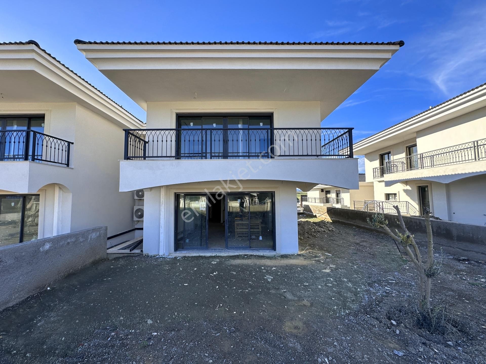 Seferihisar Düzce Teos Vita İnci Evleri 5+1 Satılık Villa - Görsel 2