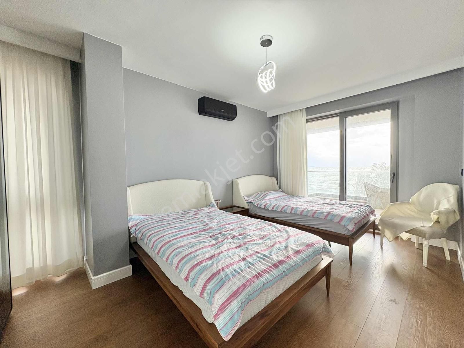 ▄sadece Onur Yıldırımdan Denize Sıfır Havuzlu Eşyalı 5+1 Villa▀ - Görsel 13