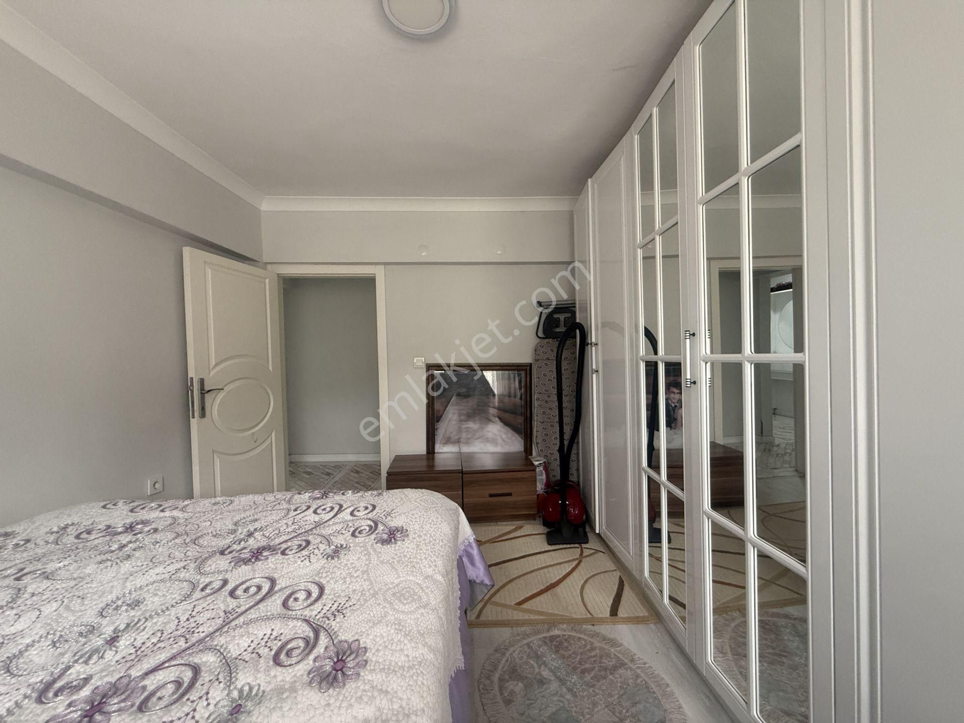 Kalecik Emlak'tan Bulvar Üzerinde, Güney-batı C. Masrafsız 2+1 90m² - Görsel 19
