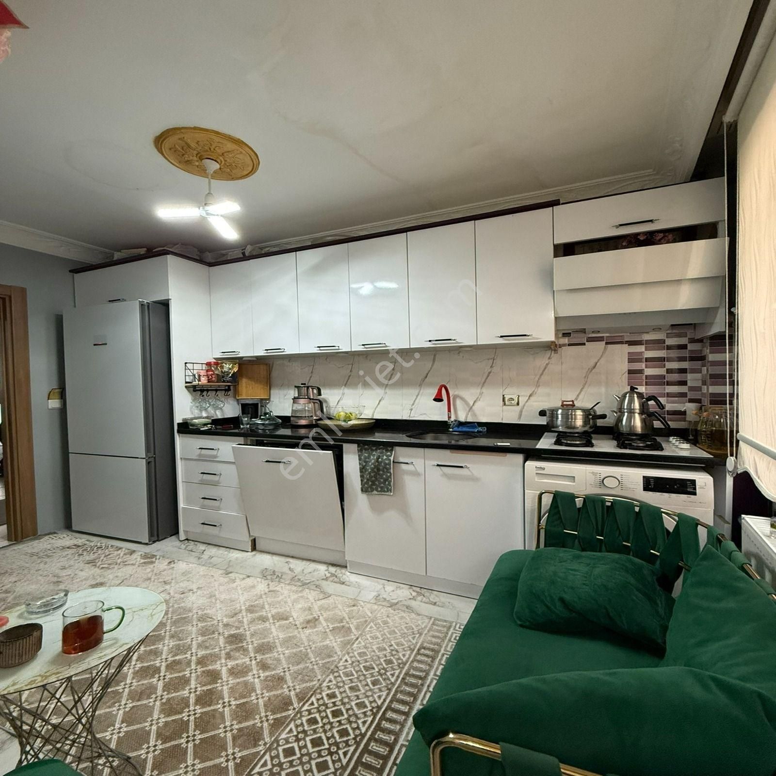 Askaya Dan Emin Evime Katılıma Uygun Üçevlerde 2+1 Geniş M2 Satılık Arakat - Görsel 8