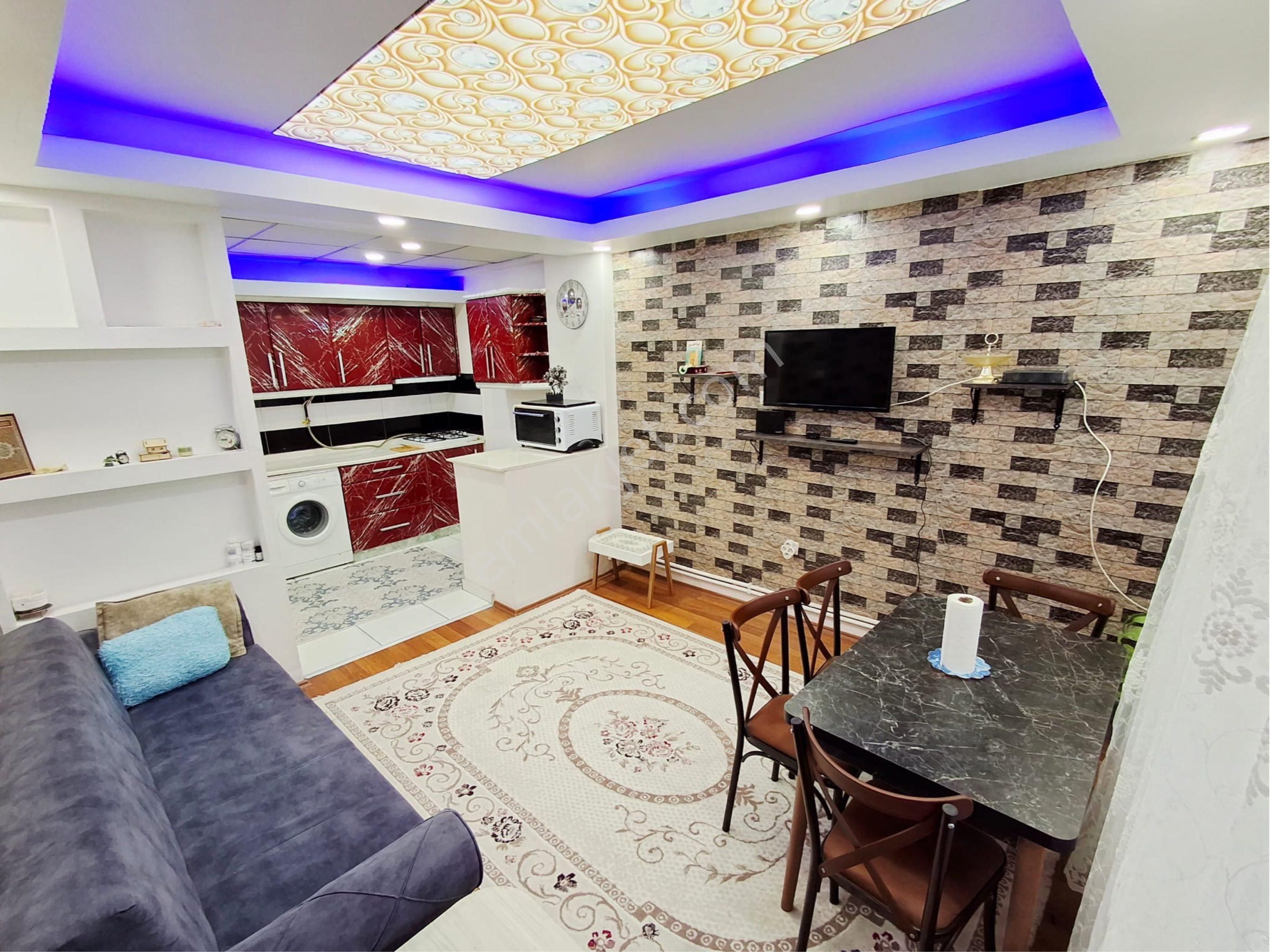 Ulugazi Mahallesinde İci Temiz Satılık Daire - Görsel 7