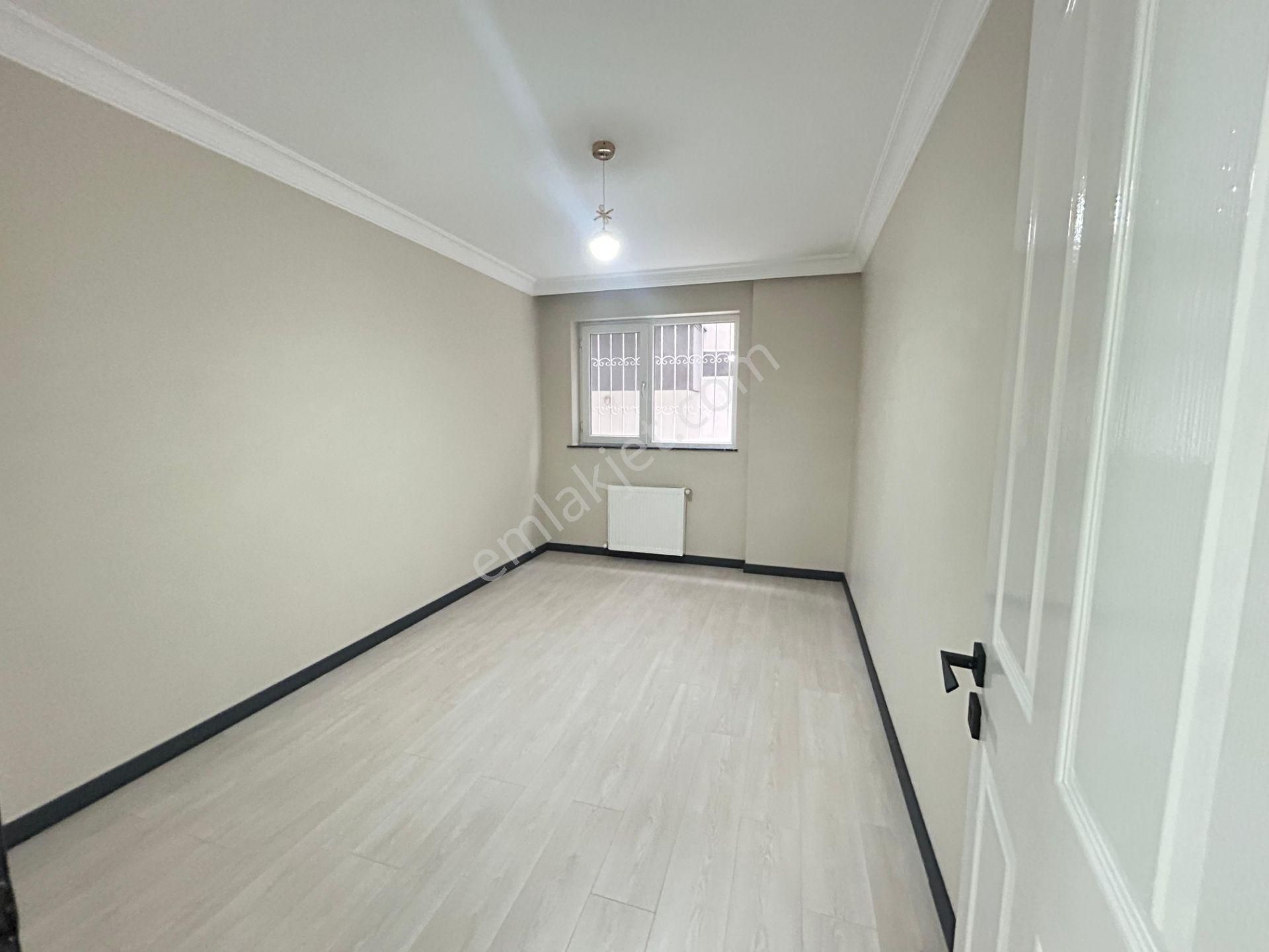 Taner'den Dikmen'de 4+1+kiler 2 Banyolu Asansörlü Kapalı Garajlı - Görsel 6