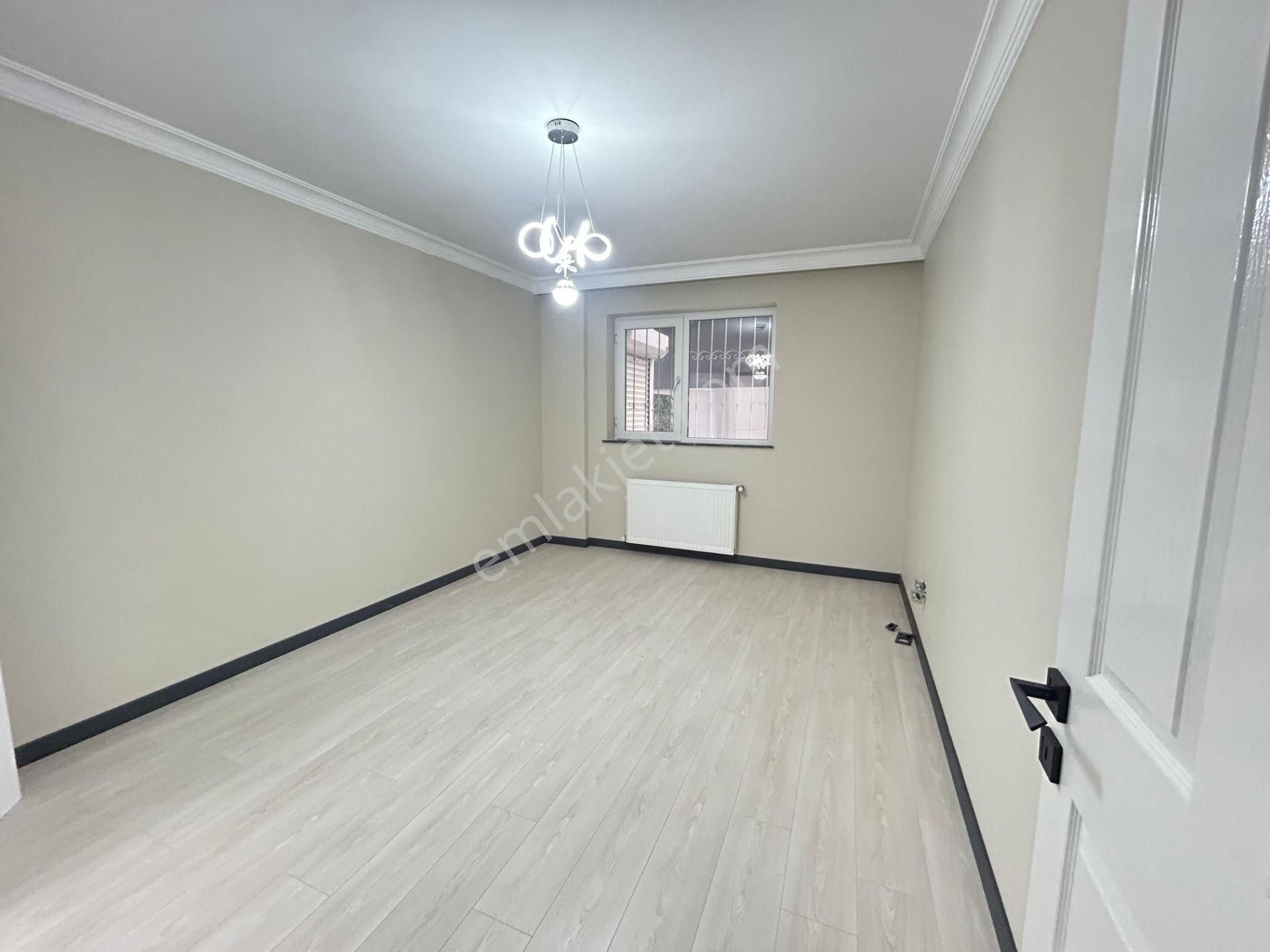 Taner'den Dikmen'de 4+1+kiler 2 Banyolu Asansörlü Kapalı Garajlı - Görsel 10