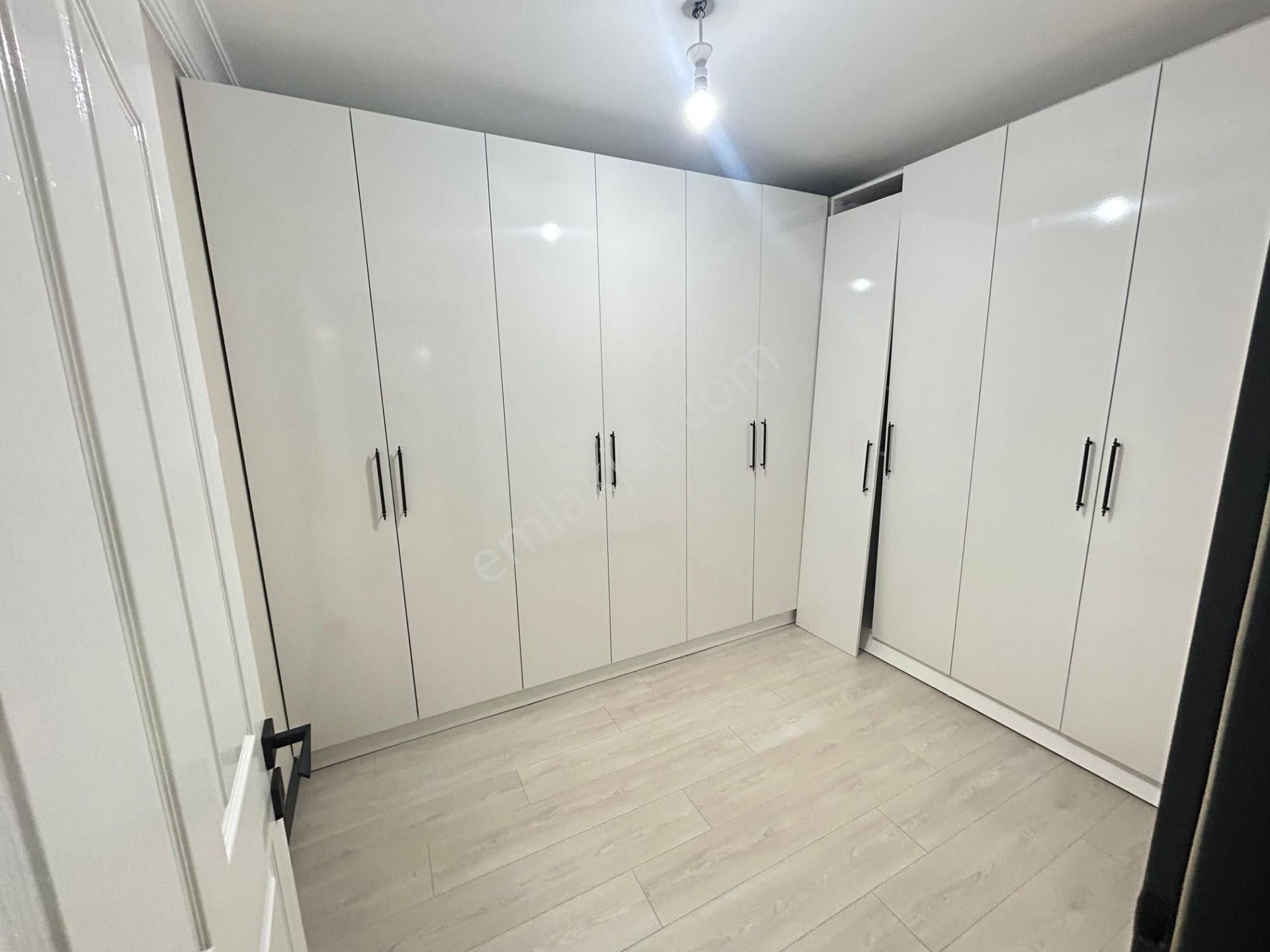 Taner'den Dikmen'de 4+1+kiler 2 Banyolu Asansörlü Kapalı Garajlı - Görsel 29