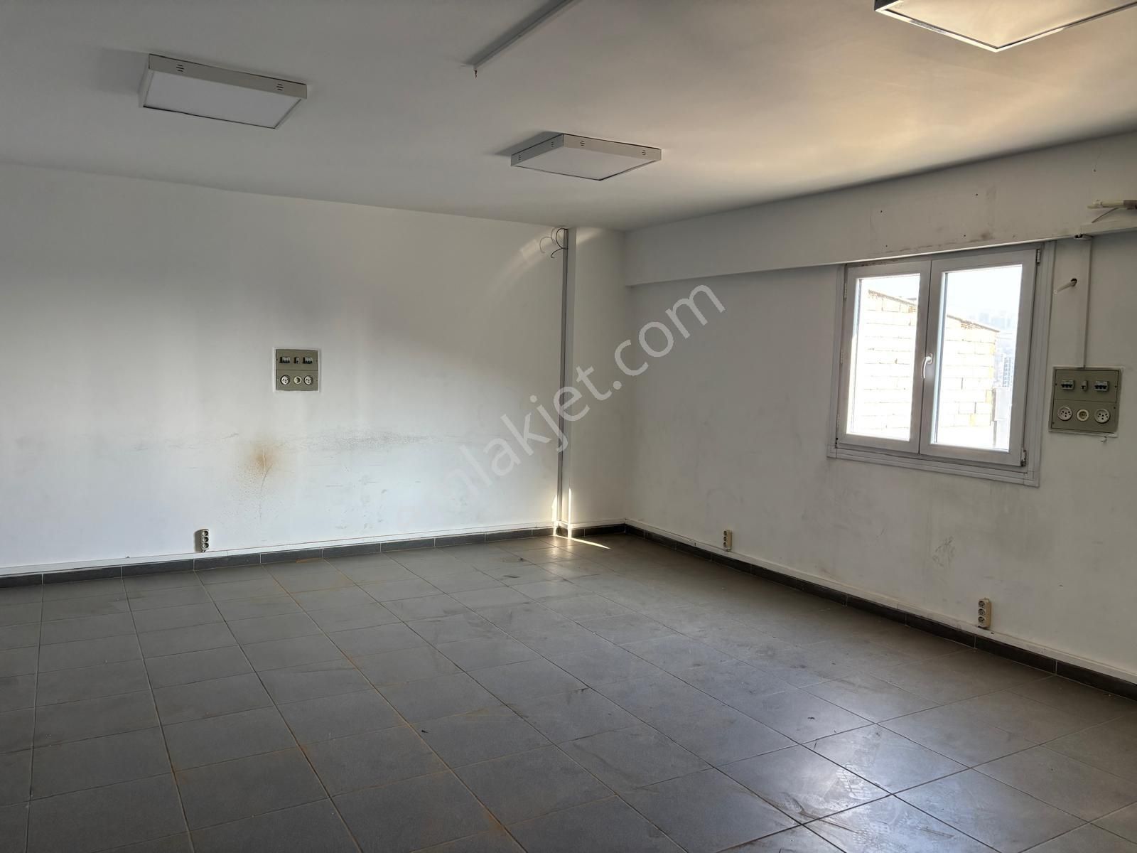 Ostim Osb'de 1000m2 Komple Satılık Bina - Görsel 10