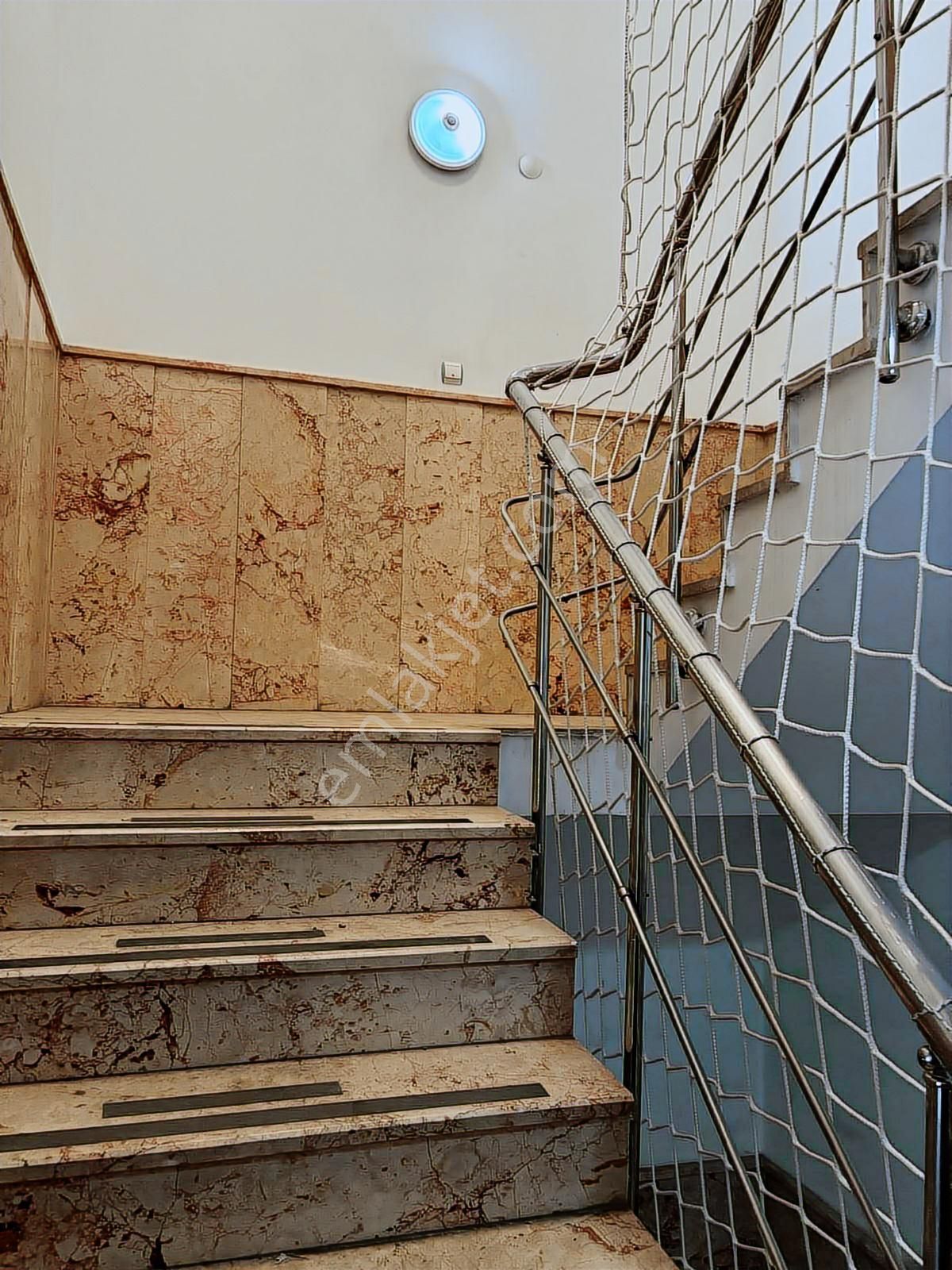 Ostim Osb'de 1000m2 Komple Satılık Bina - Görsel 8