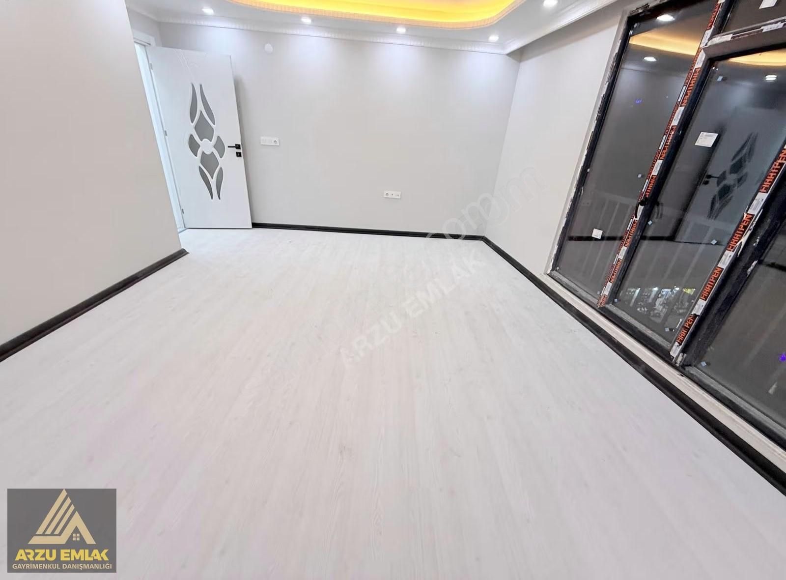 Arzu Emlaktan 75.yıl.mah Satılık 3+1sıfır Ebeveyn Banyolu Daire - Görsel 13