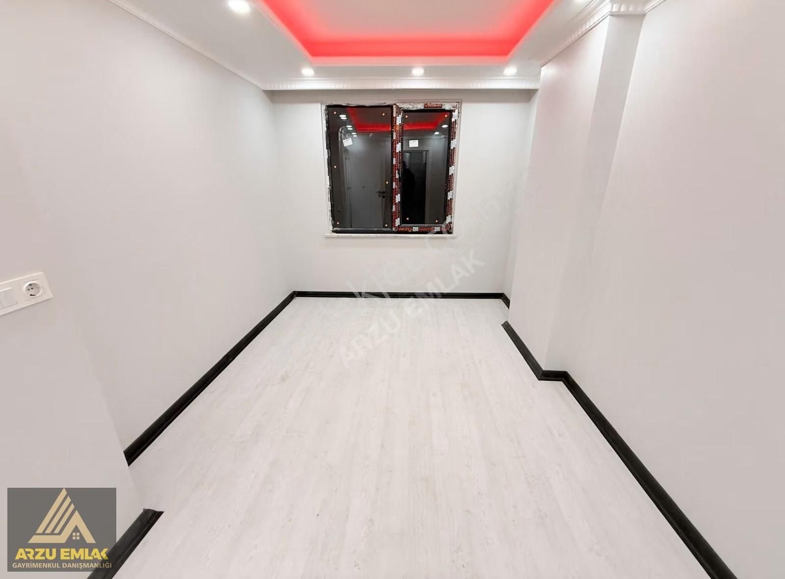 Arzu Emlaktan 75.yıl.mah Satılık 3+1sıfır Ebeveyn Banyolu Daire - Görsel 35