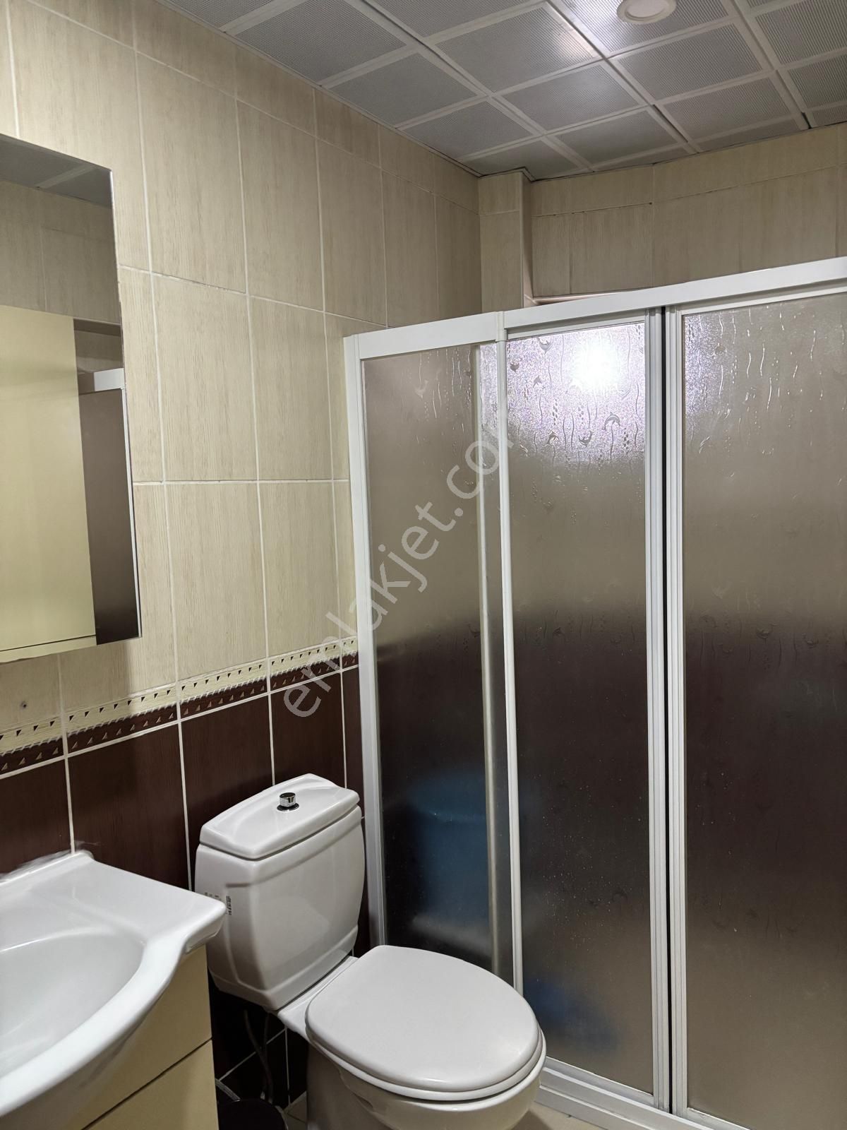 Maraşal Çakmak Mah Lale Durağı Yakınında Kiralık 3+1 Daire - Görsel 8