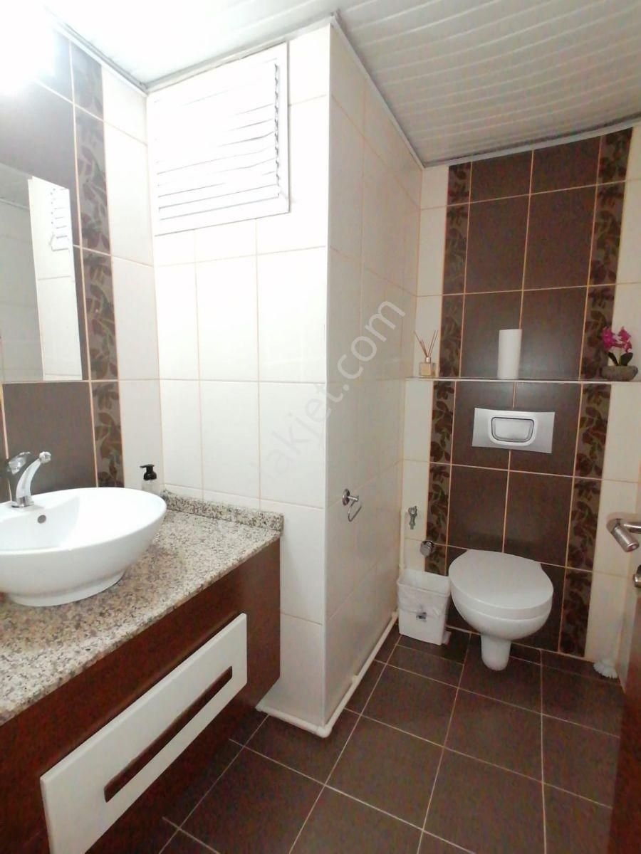 Medline Karşısı Havuzlu Sitede Sapasağlam Geniş Oturum!! - Görsel 32