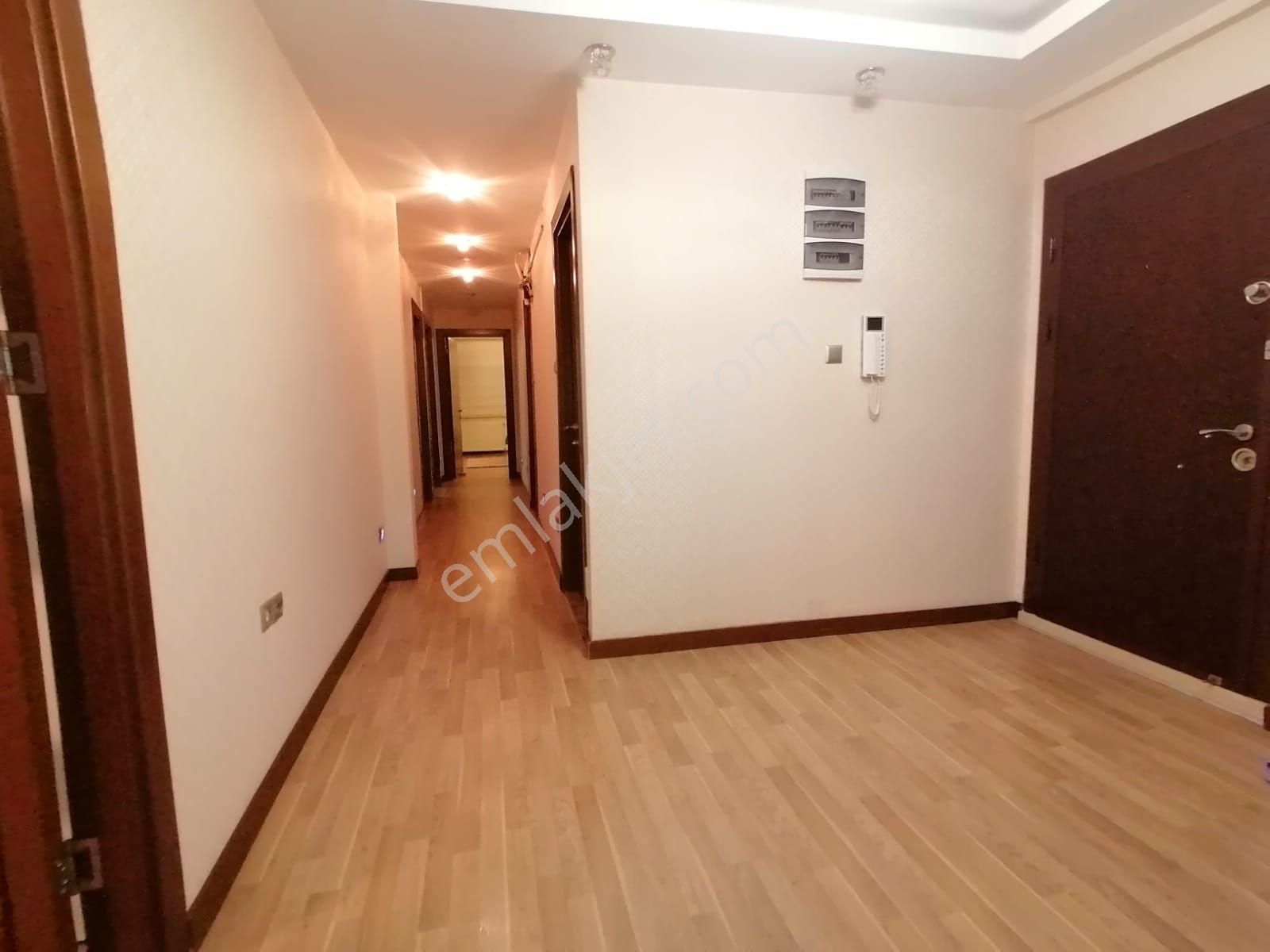 Medline Karşısı Havuzlu Sitede Sapasağlam Geniş Oturum!! - Görsel 19