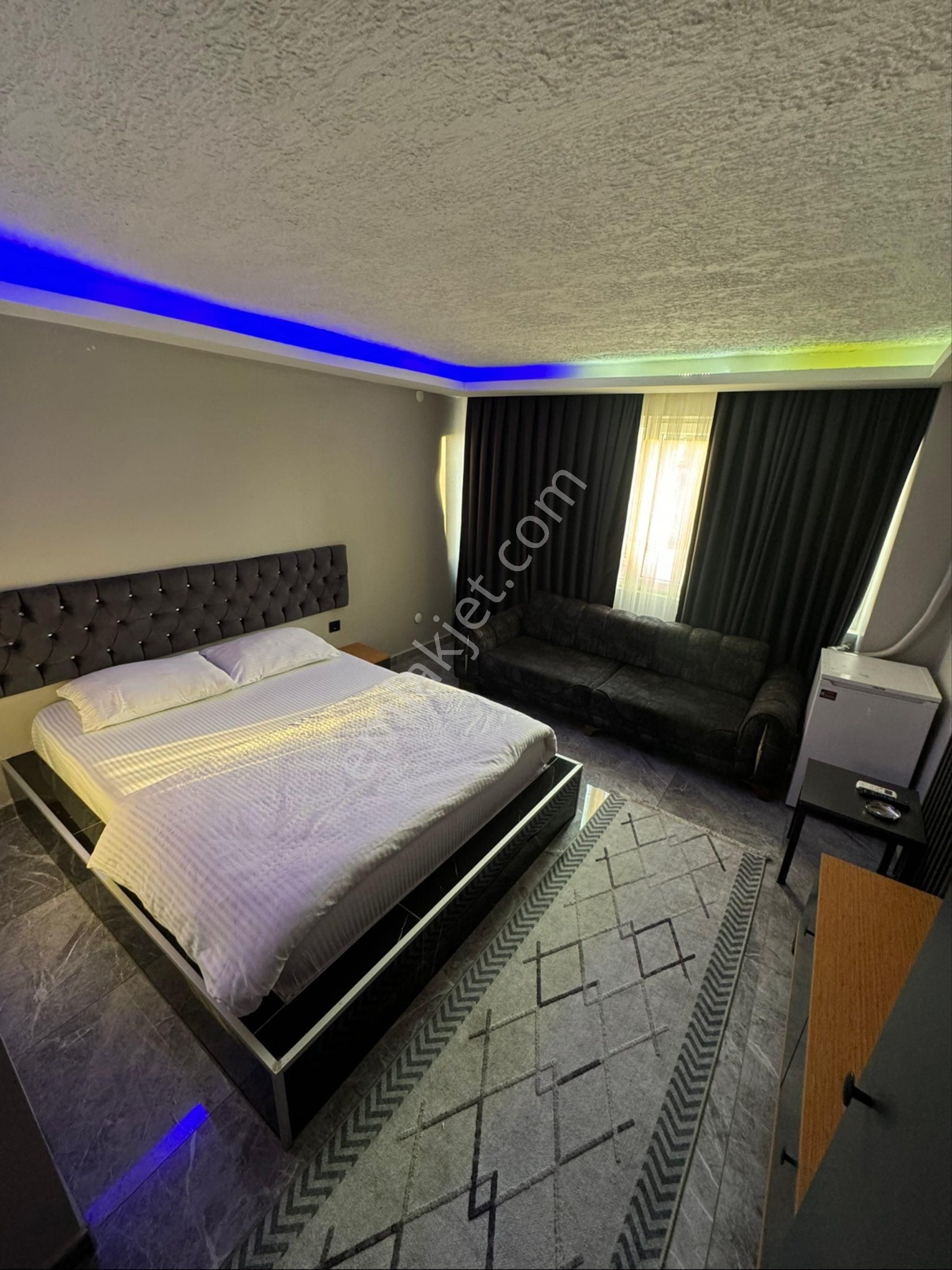 Jakuzili Lüks Oda – Günlük Kiralık, Şehir Merkezinde 7/24 Hizmetinizde - Görsel 13
