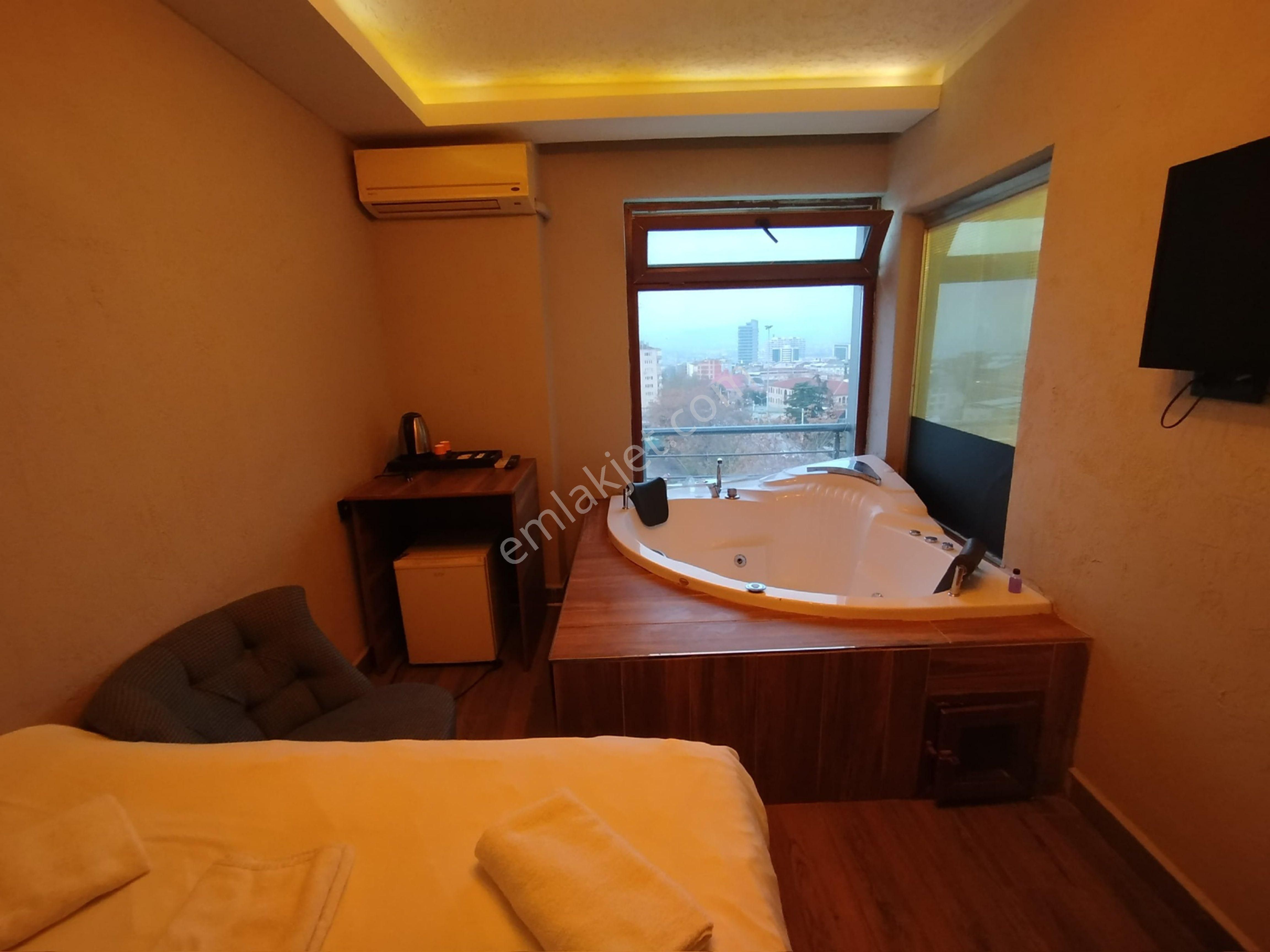 Jakuzili Lüks Oda – Günlük Kiralık, Şehir Merkezinde 7/24 Hizmetinizde - Görsel 11