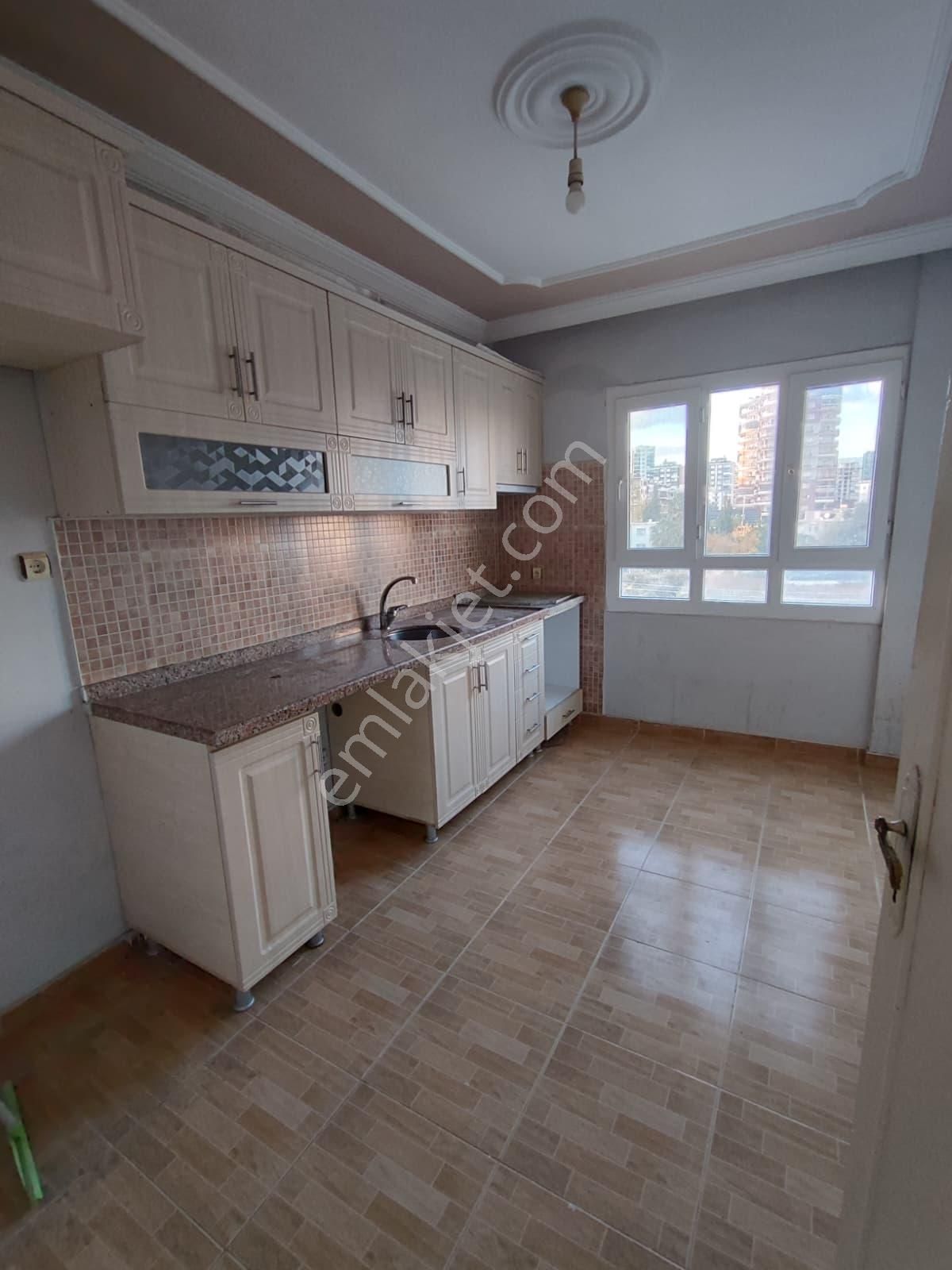 3+1 Geniş Aşşağı Alatada Kiralık Daire - Görsel 5