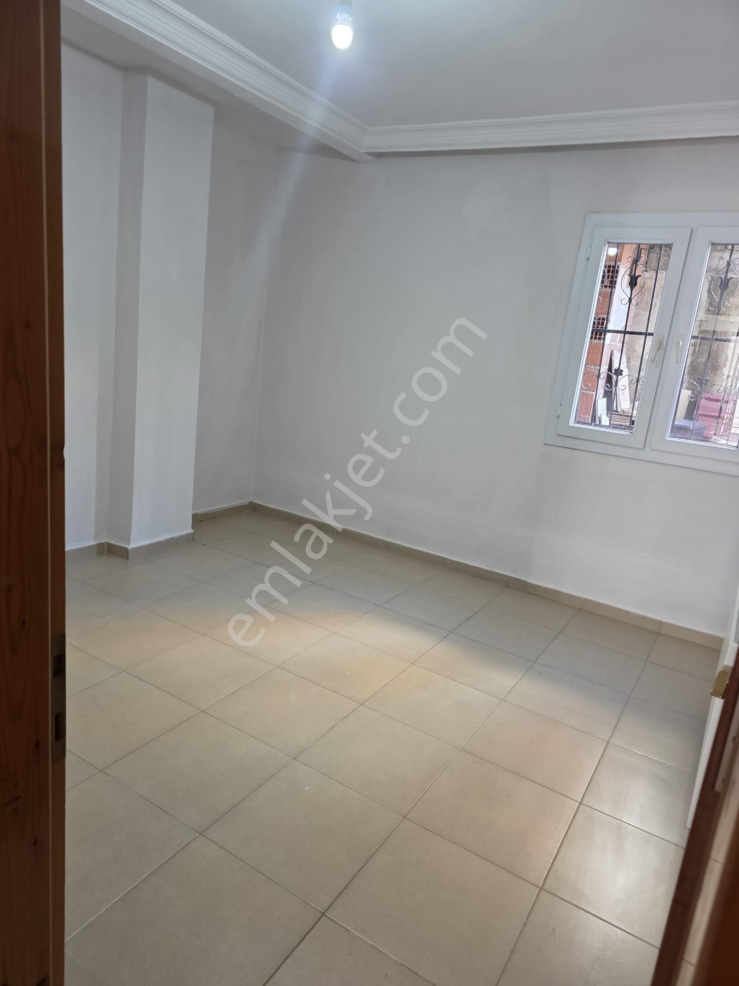 Adana Sarıçam Beycelide Kozan Yoluna Yakın Doğalgazlı Kombili 2+1 Kiralık Fırsat Daire - Görsel 4