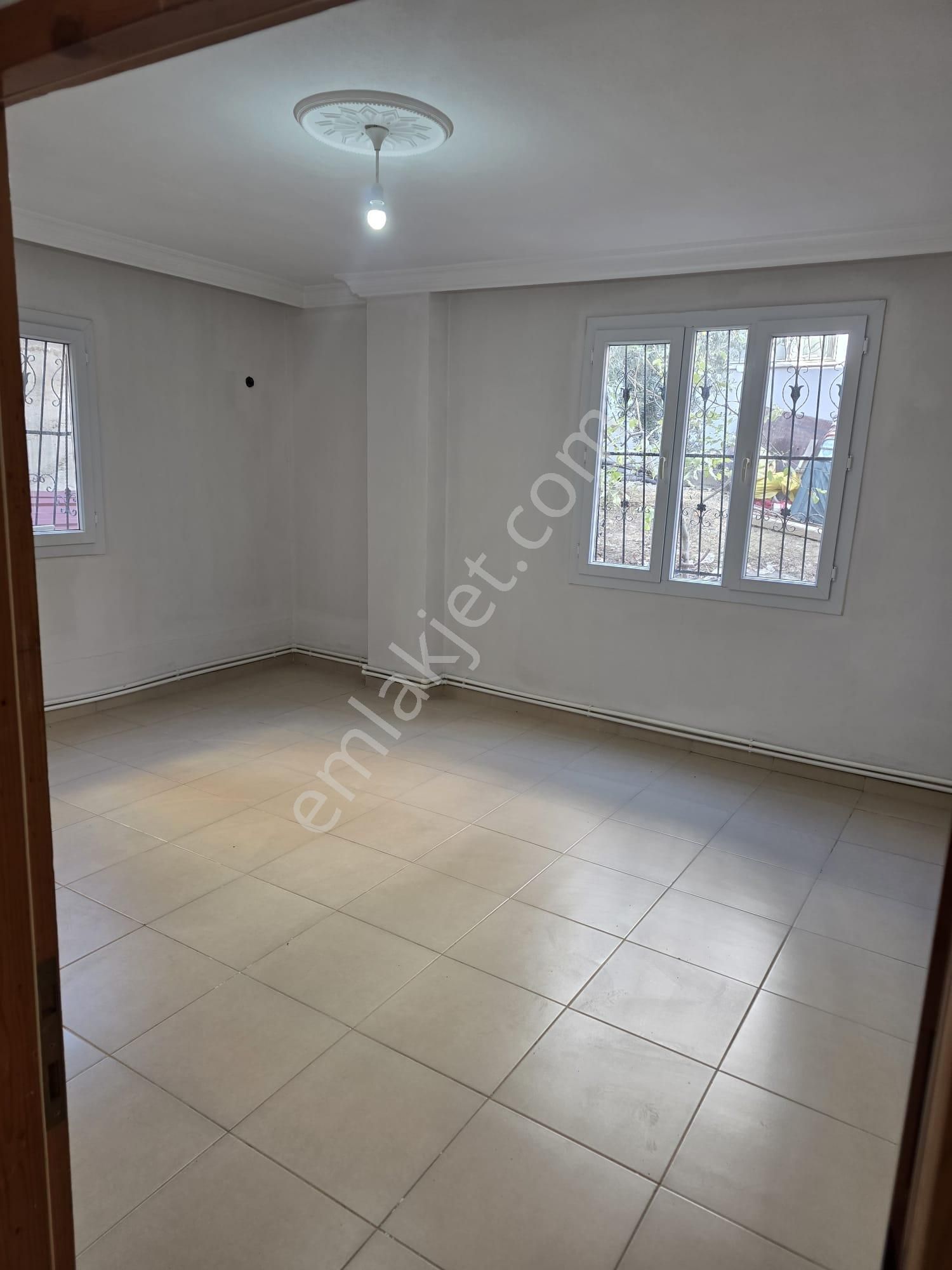 Adana Sarıçam Beycelide Kozan Yoluna Yakın Doğalgazlı Kombili 2+1 Kiralık Fırsat Daire - Görsel 7