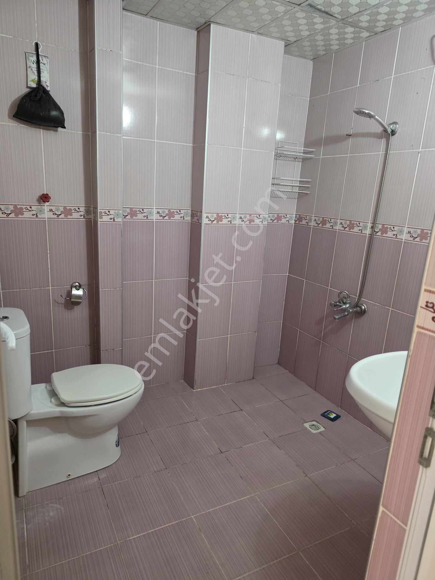 Adana Sarıçam Beycelide Kozan Yoluna Yakın Doğalgazlı Kombili 2+1 Kiralık Fırsat Daire - Görsel 3