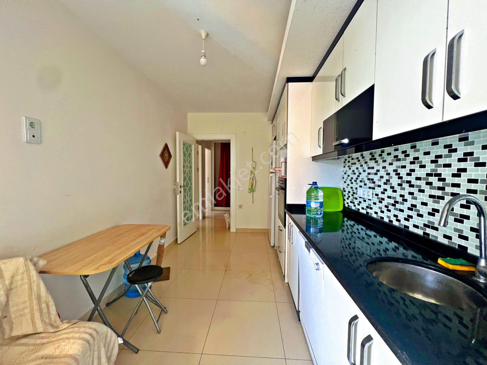 Alanya Cikcillide Satılık 3+1 Ayrı Mutfak Asansörlü Geniş Daire - Görsel 16