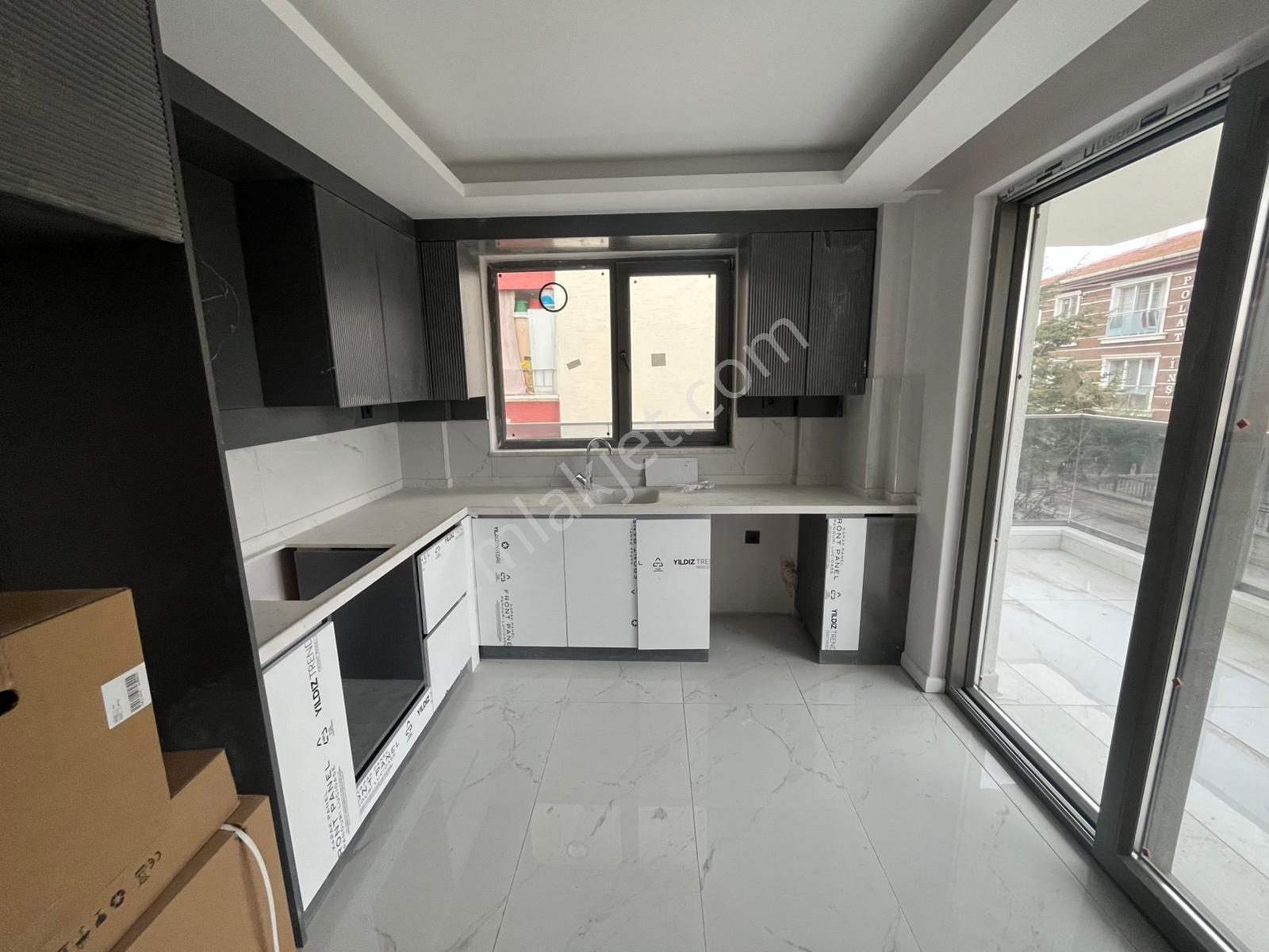 Ahievran'da 3+1 Ara Katta Salon Bağımsız Geniş Metrekare Satılık Daire - Görsel 4