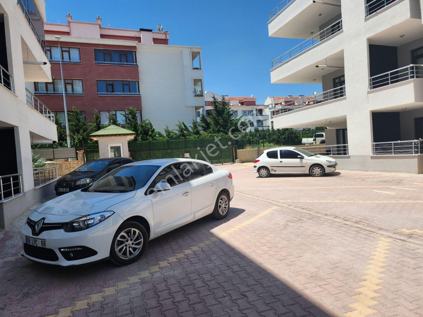 Askeri Üs Fabrikalar Servis Güzergahında Yatırımlık 2+1 Daire - Görsel 13