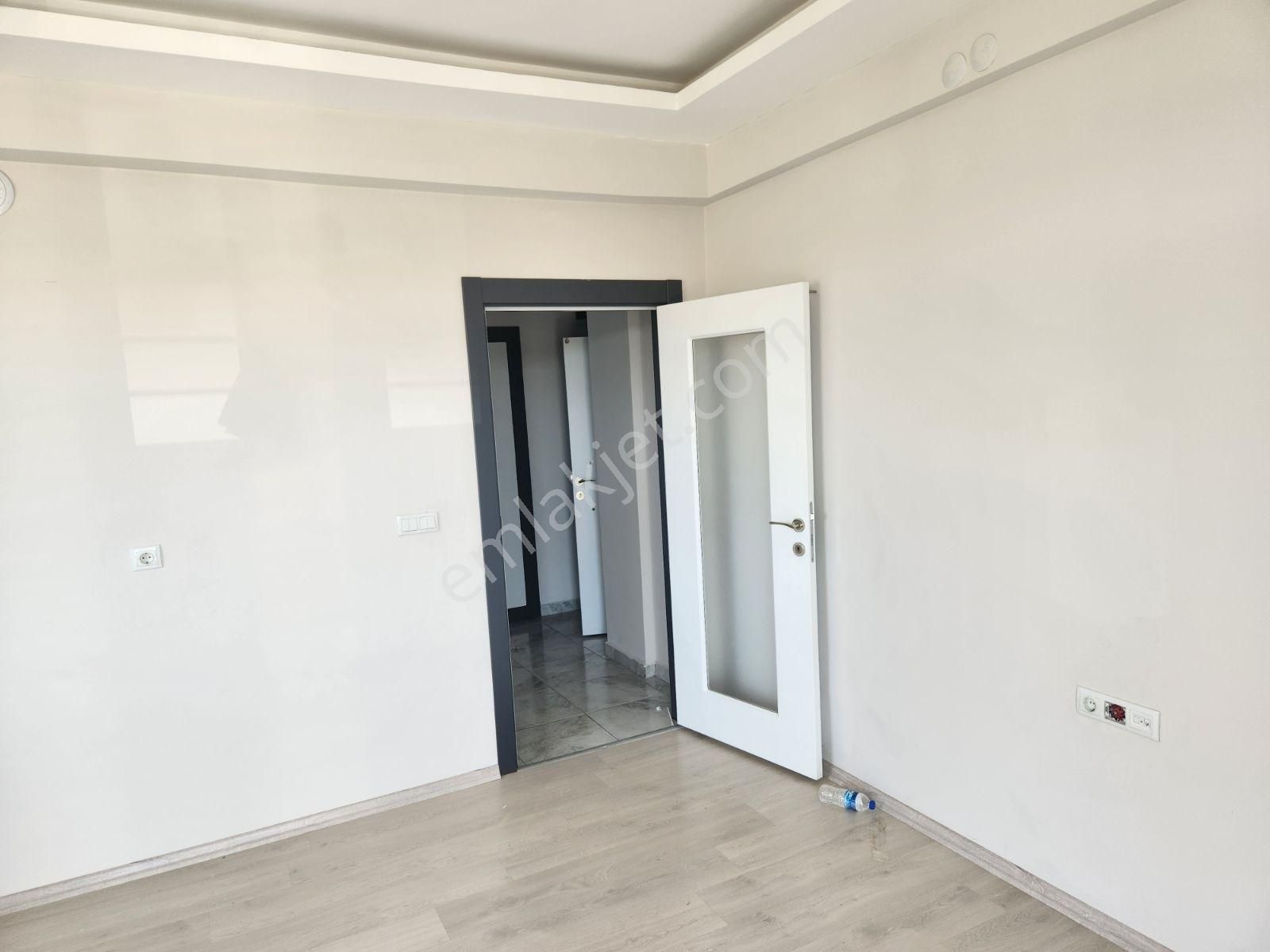 Askeri Üs Fabrikalar Servis Güzergahında Yatırımlık 2+1 Daire - Görsel 7