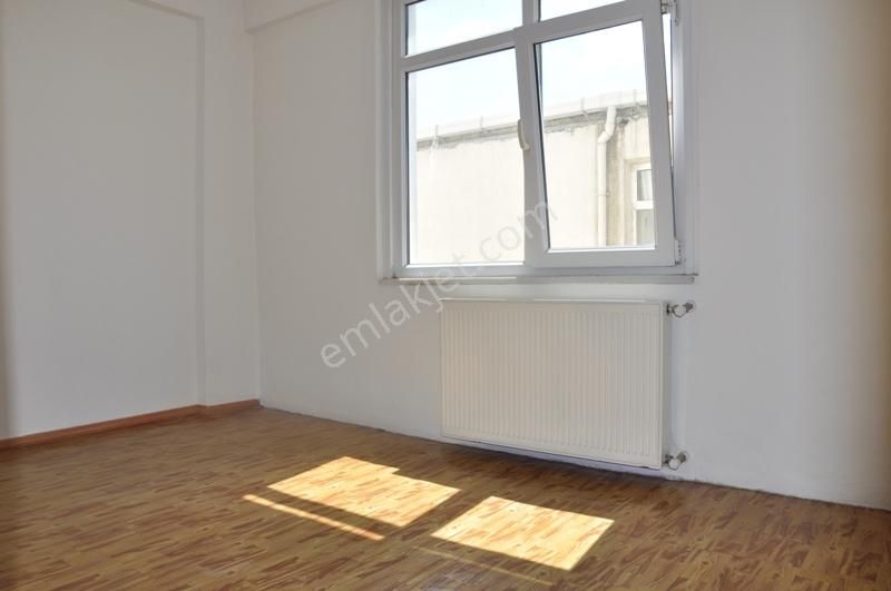 Lidya Emlak'tan 3+1 130m2 Ara Kat Cadde Yanı Satılık Daire - Görsel 5