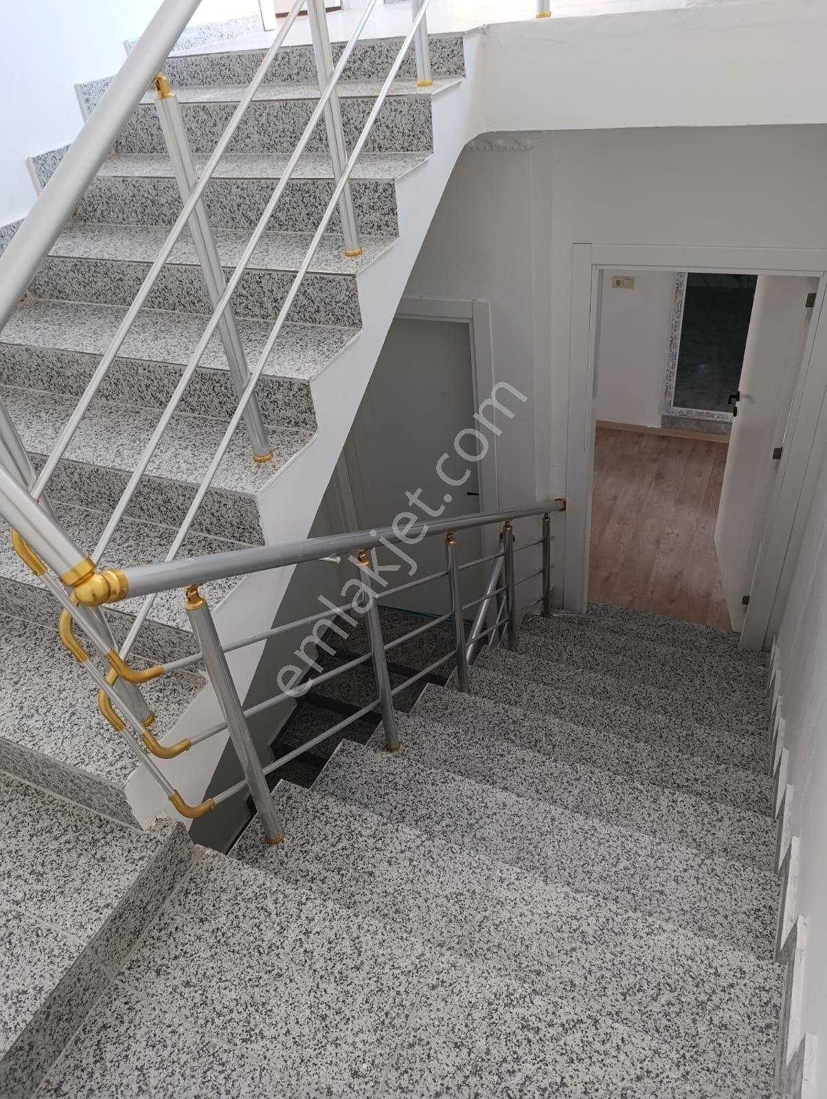 Şakirpaşa’nın En Güzel Konumunda Sıfır Triplex6+2 Triplex Otoparklı - Görsel 10