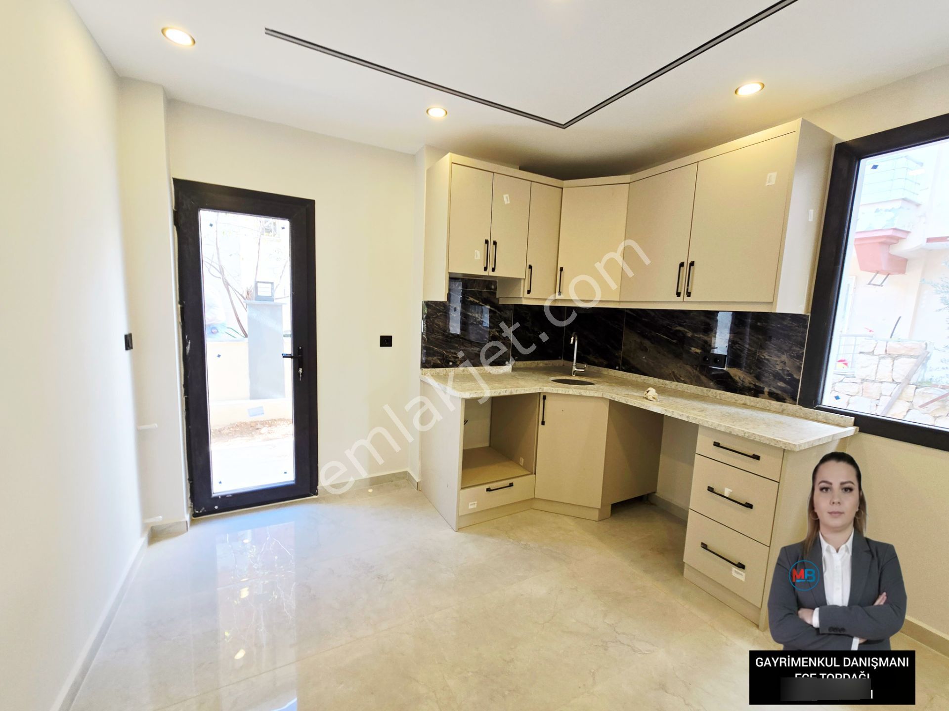 Didim'de Satılık 1+1 Çarşıya Yakın Müstakil Girişli Bahçeli Sıfır Daire - Görsel 10