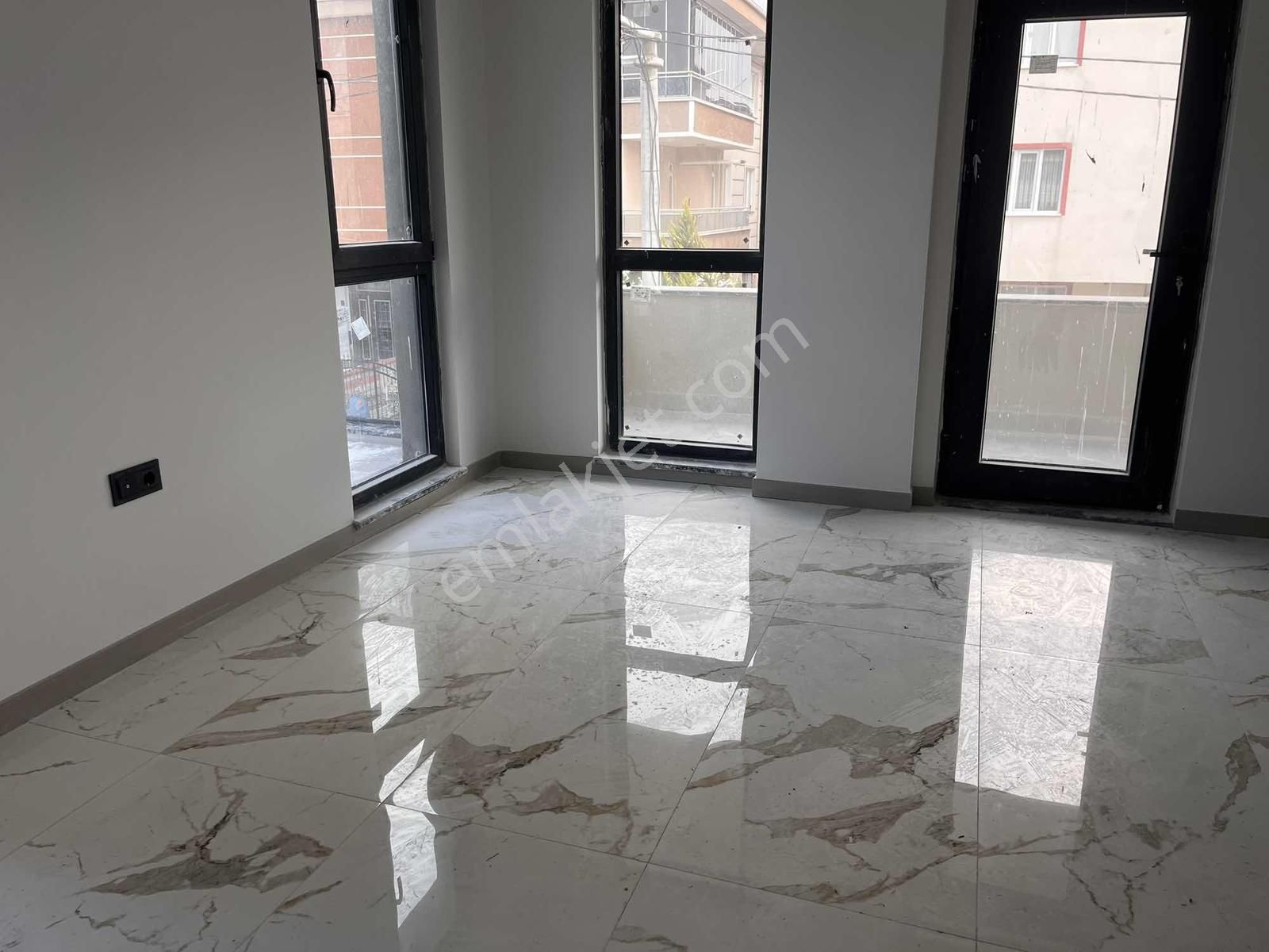 Çevreyolunda Köşe Villa - Görsel 4