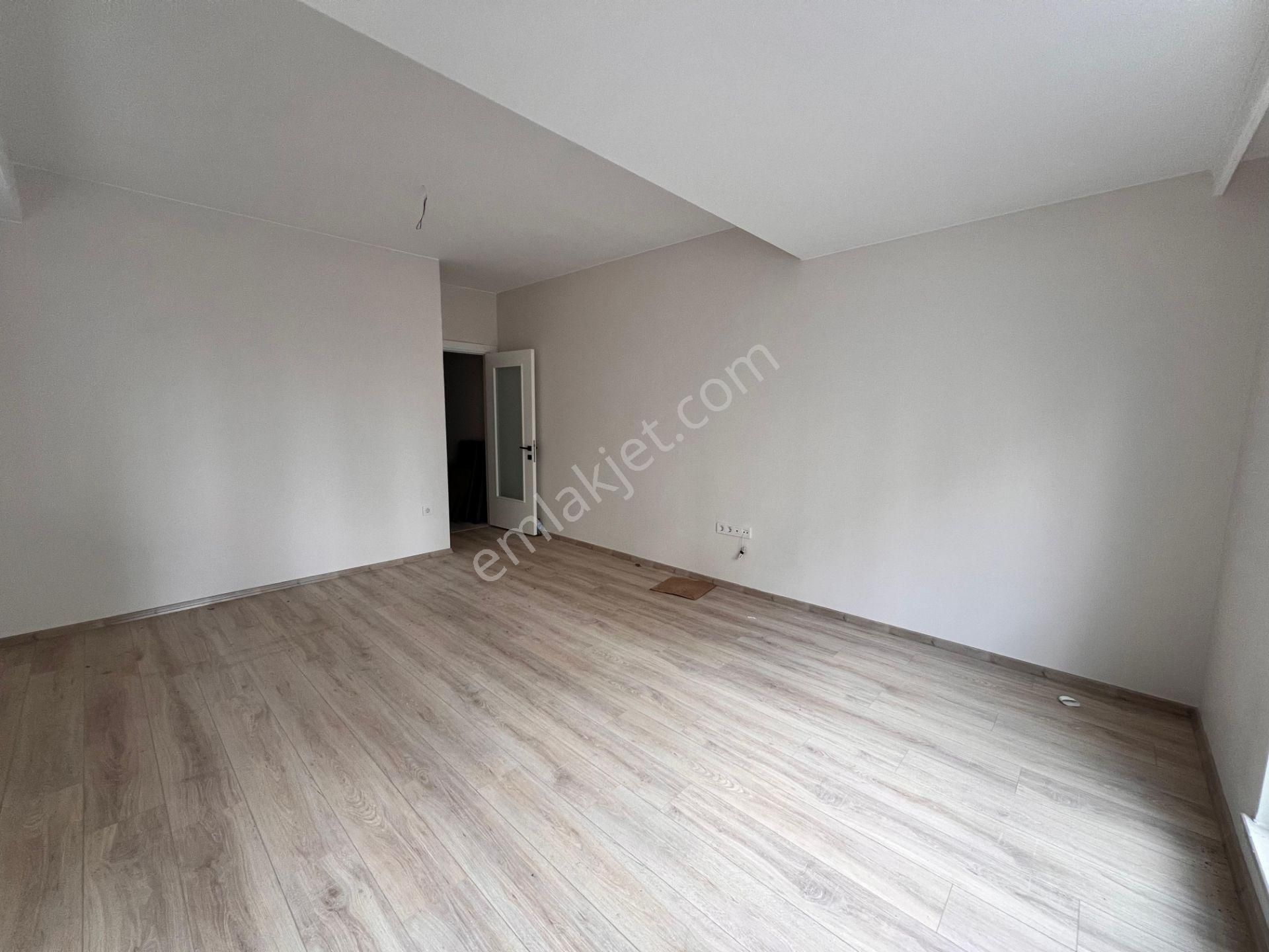 Kaçmaz'dan Altıntepede Bostancıya Komşu Ayrı Mutfaklı Sıfır 2+1 - Görsel 3