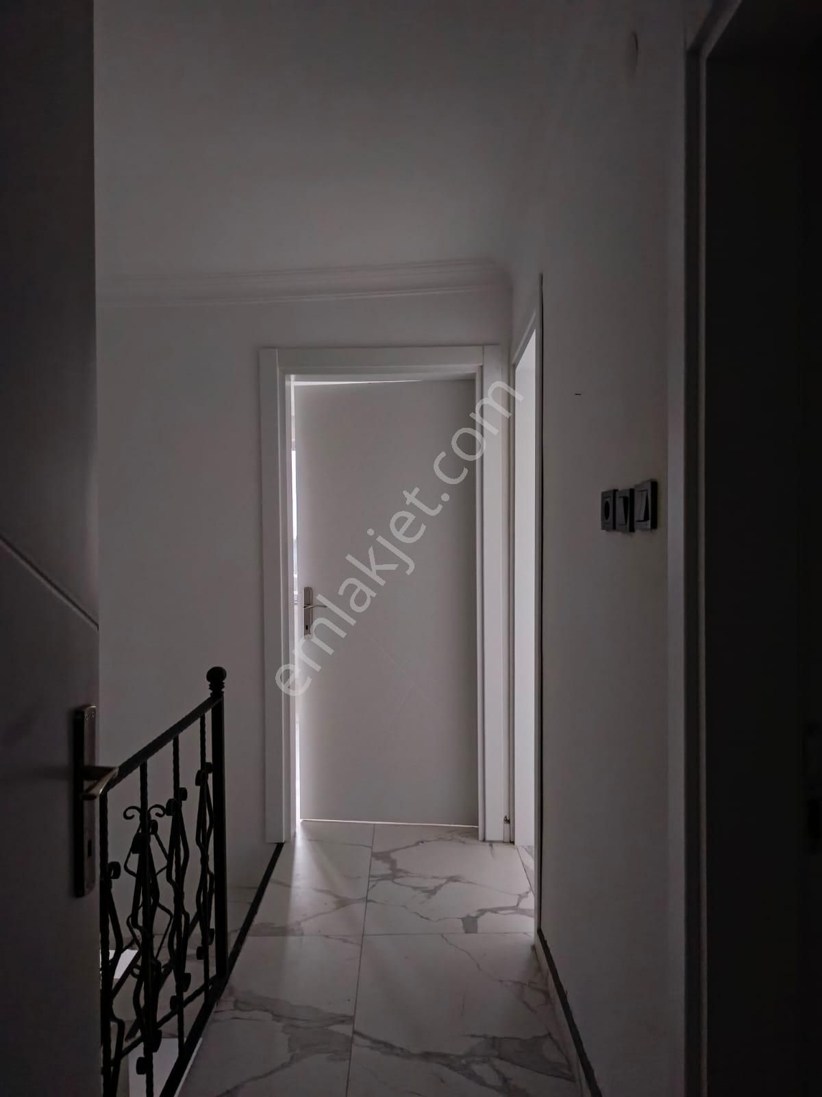 Çanakkale Merkez Cevatpaşa Mah. 3+1 Satılık Dubleks Daire Merkezi Konumda Yatırımlık - Görsel 13