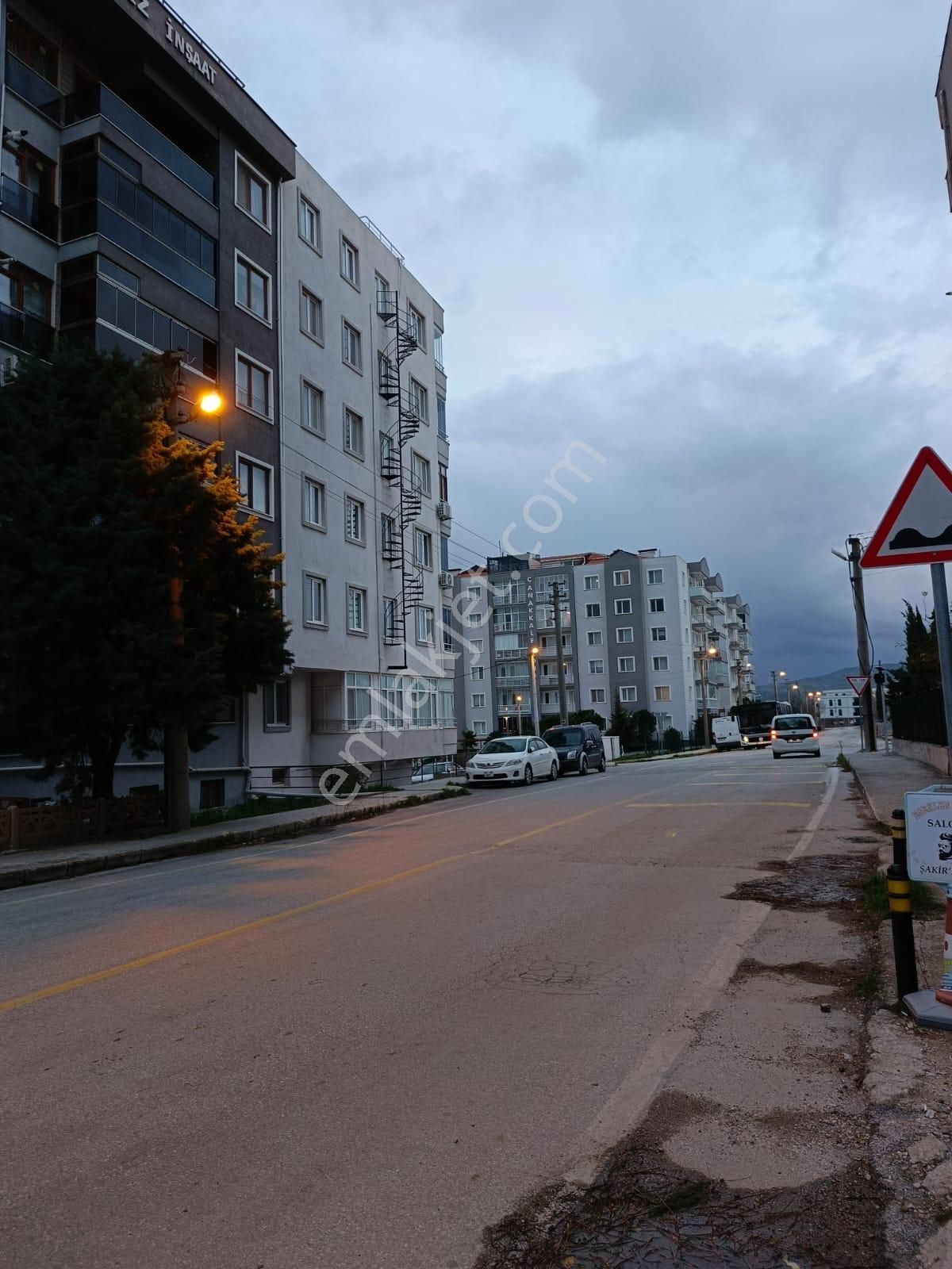 Çanakkale Merkez Cevatpaşa Mah. 3+1 Satılık Dubleks Daire Merkezi Konumda Yatırımlık - Görsel 2