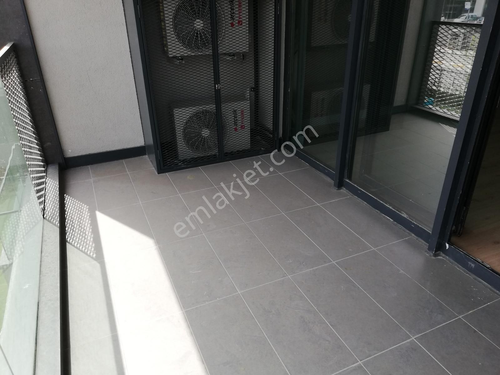 Avrupa Konutları Yamanevler Alçak Kat Net 95 M2 2+1 Daire - Görsel 2