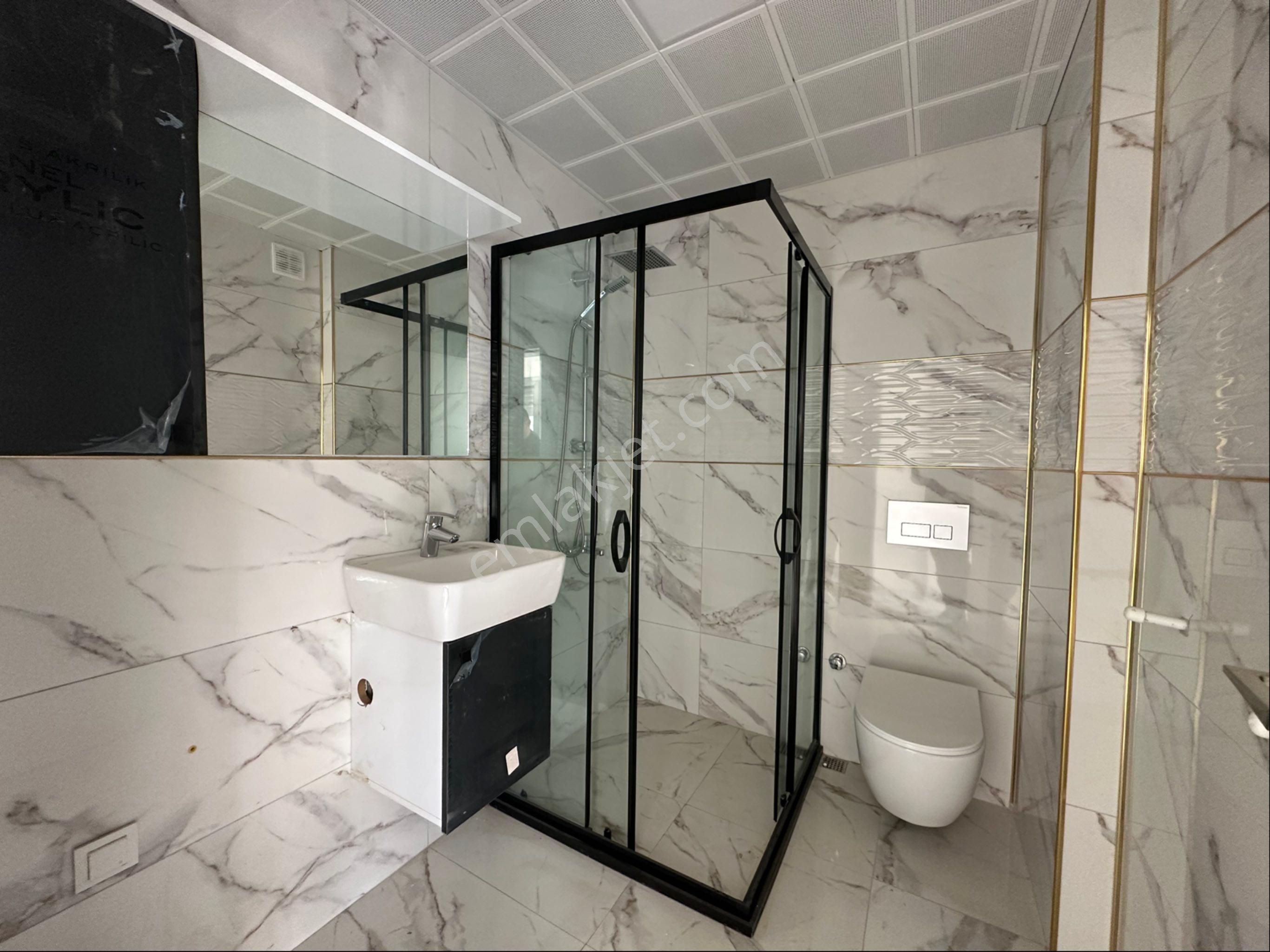 Özderede Merkezi Konumda Otoparklı Villa ((teklife Açık )) - Görsel 10