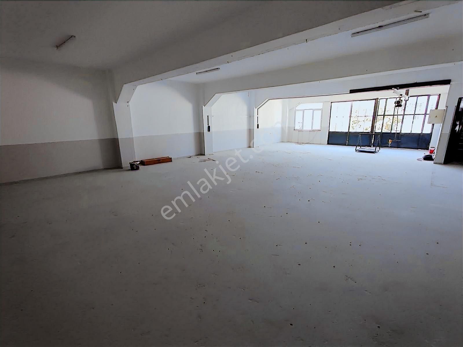 Veysel Karani'de Kiralık 200 M2 İşyeri - İmalathane - Görsel 10