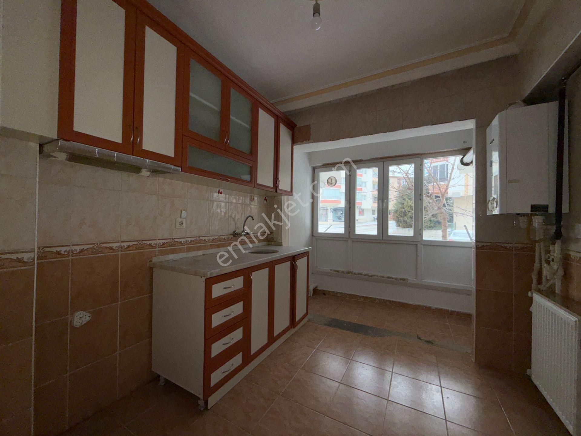 Ufuk Kılıç Emlak'tan Hicret Cami Yanı, Kredi Limitsiz 2+1 Y.giriş