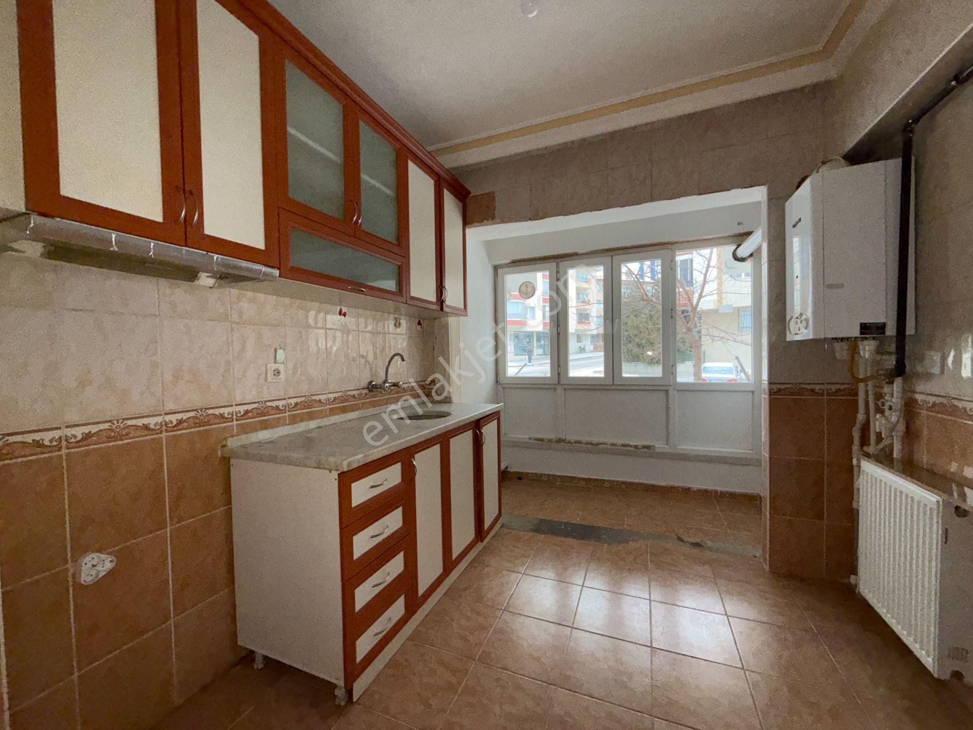 Ufuk Kılıç Emlak'tan Hicret Cami Yanı, Kredi Limitsiz 2+1 Y.giriş - Görsel 3