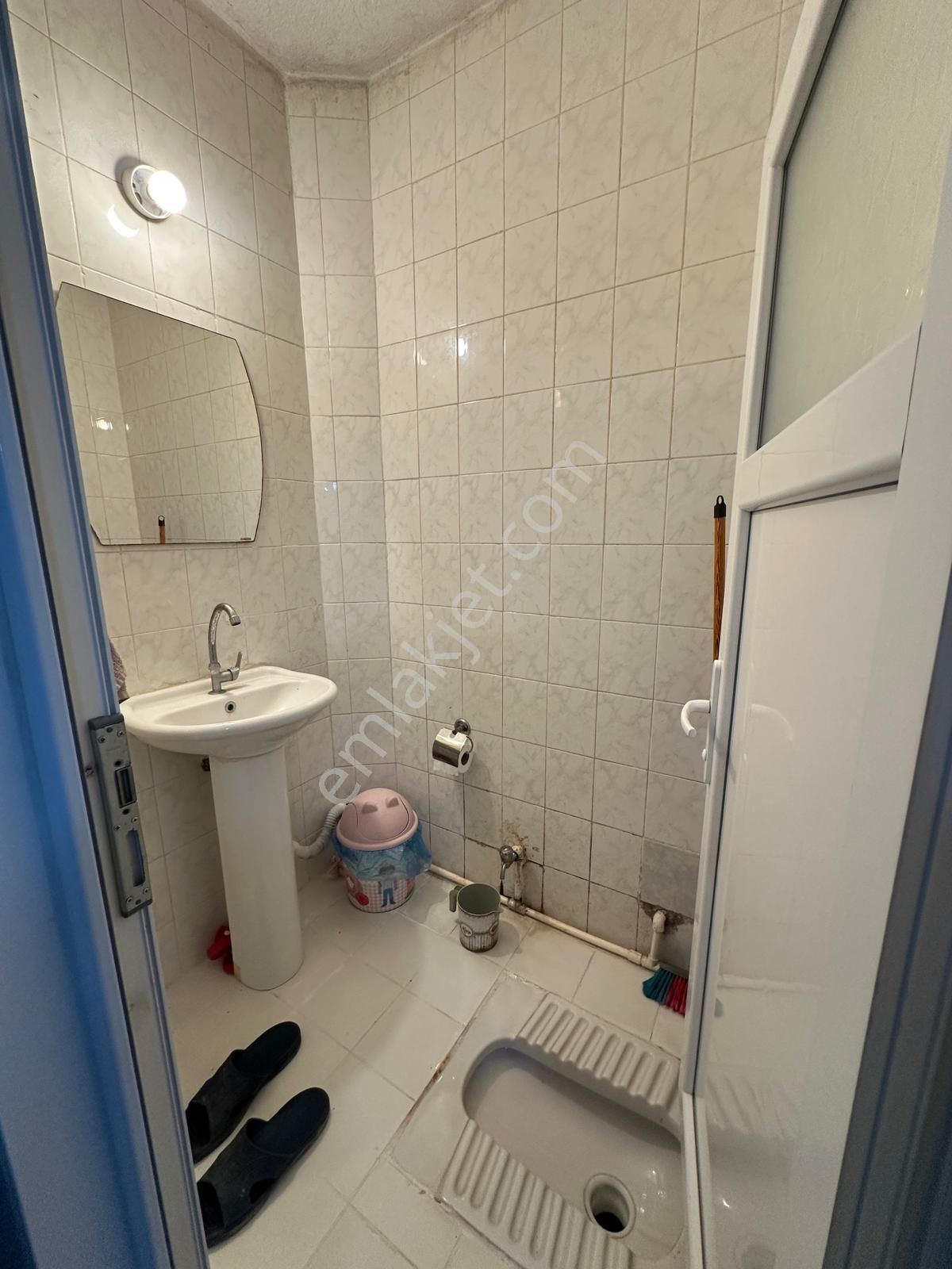 Afyon Üçok Emlaktan Harbiş Kocatepe Mah Satılık 3+1 Temiz Bakımlı Geniş Daire - Görsel 10