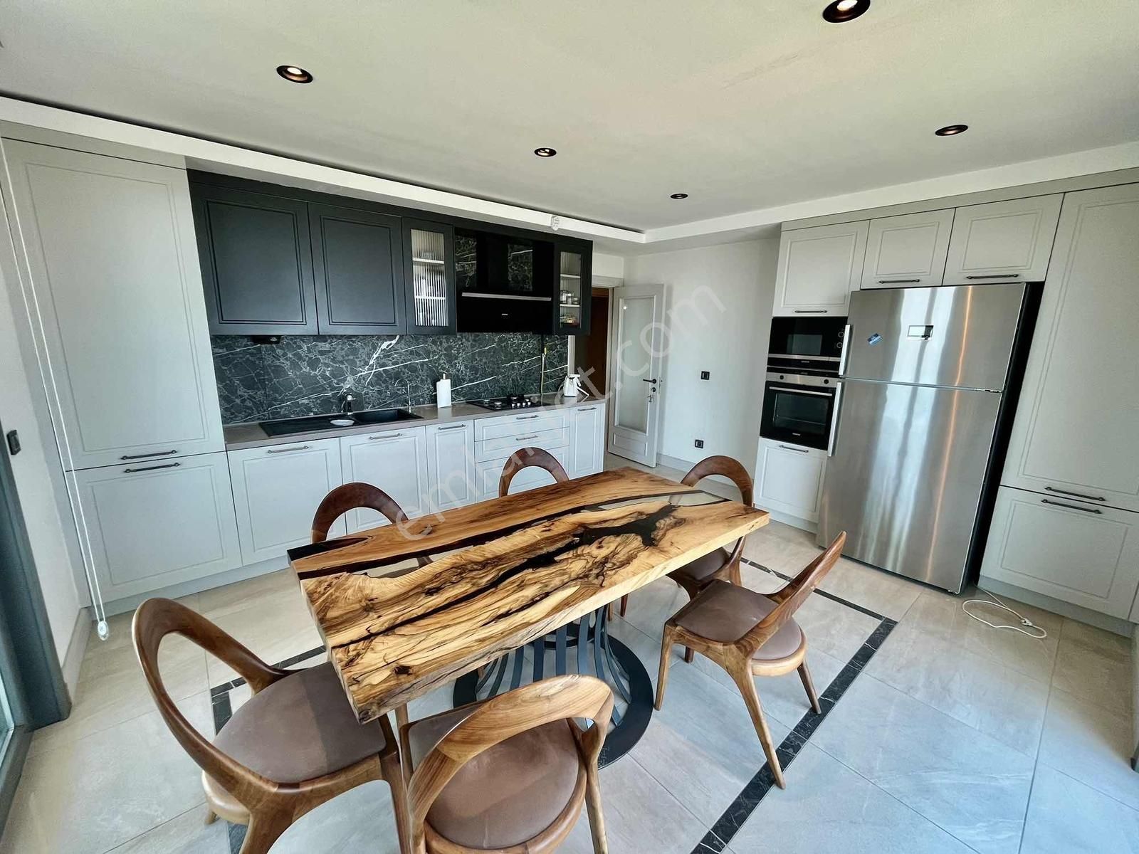 Deniz İstanbul Marina Rezidans 4+1 Full Eşyalı Köşe Daire - Görsel 2