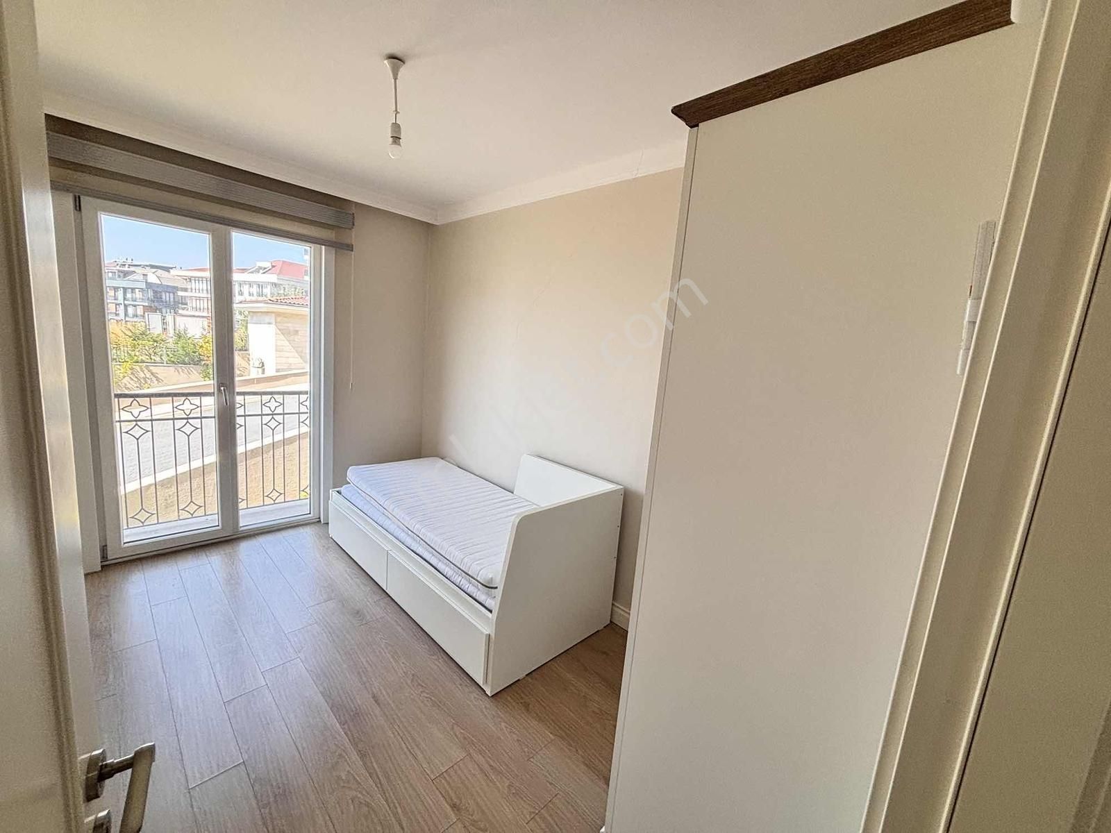 Deniz İstanbul Mercan Konaklarında 3+1 Full Eşyalı Köşe Daire - Görsel 9