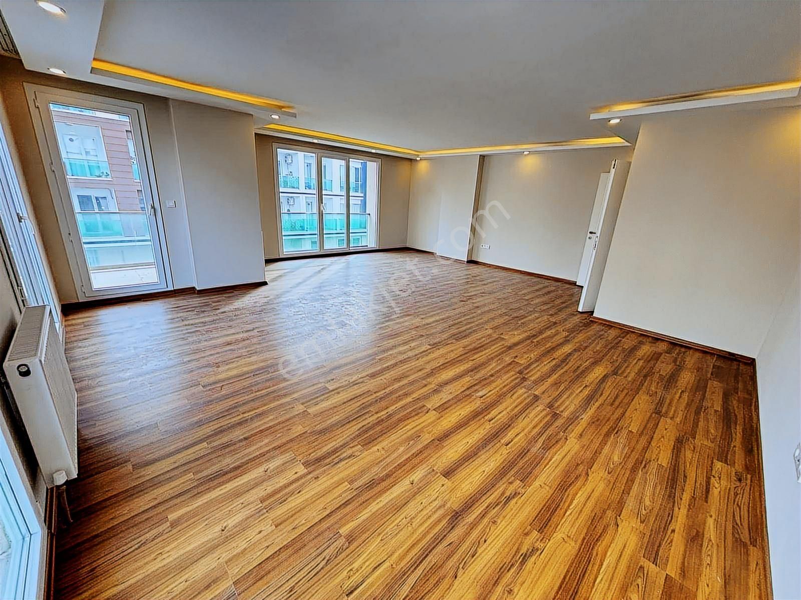 Piyasa Gayrımenkulden Şehri Beyaz 2 De Geniş Satılık 5+1 Dublex - Görsel 20