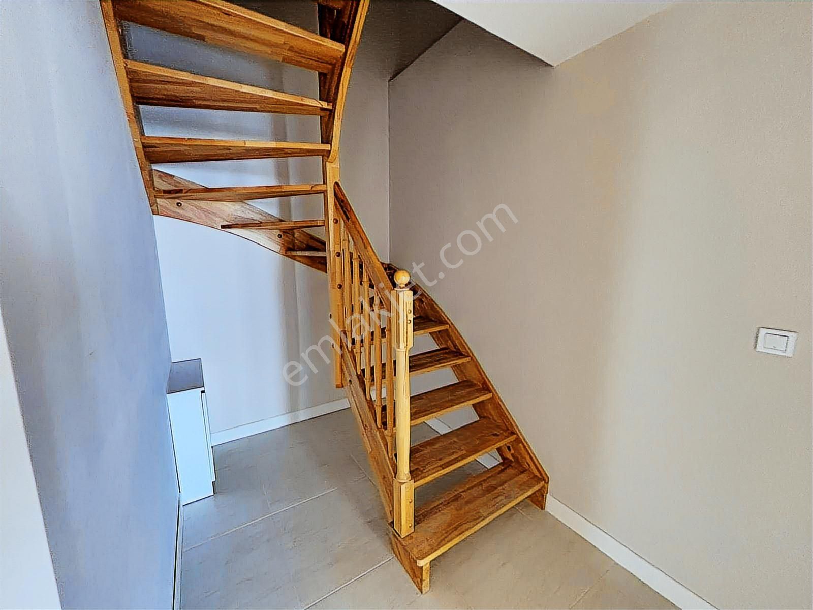 Piyasa Gayrımenkulden Şehri Beyaz 2 De Geniş Satılık 5+1 Dublex - Görsel 27