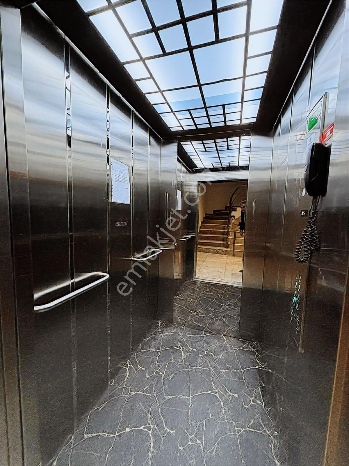 Piyasa Gayrımenkulden Şehri Beyaz 2 De Geniş Satılık 5+1 Dublex - Görsel 31